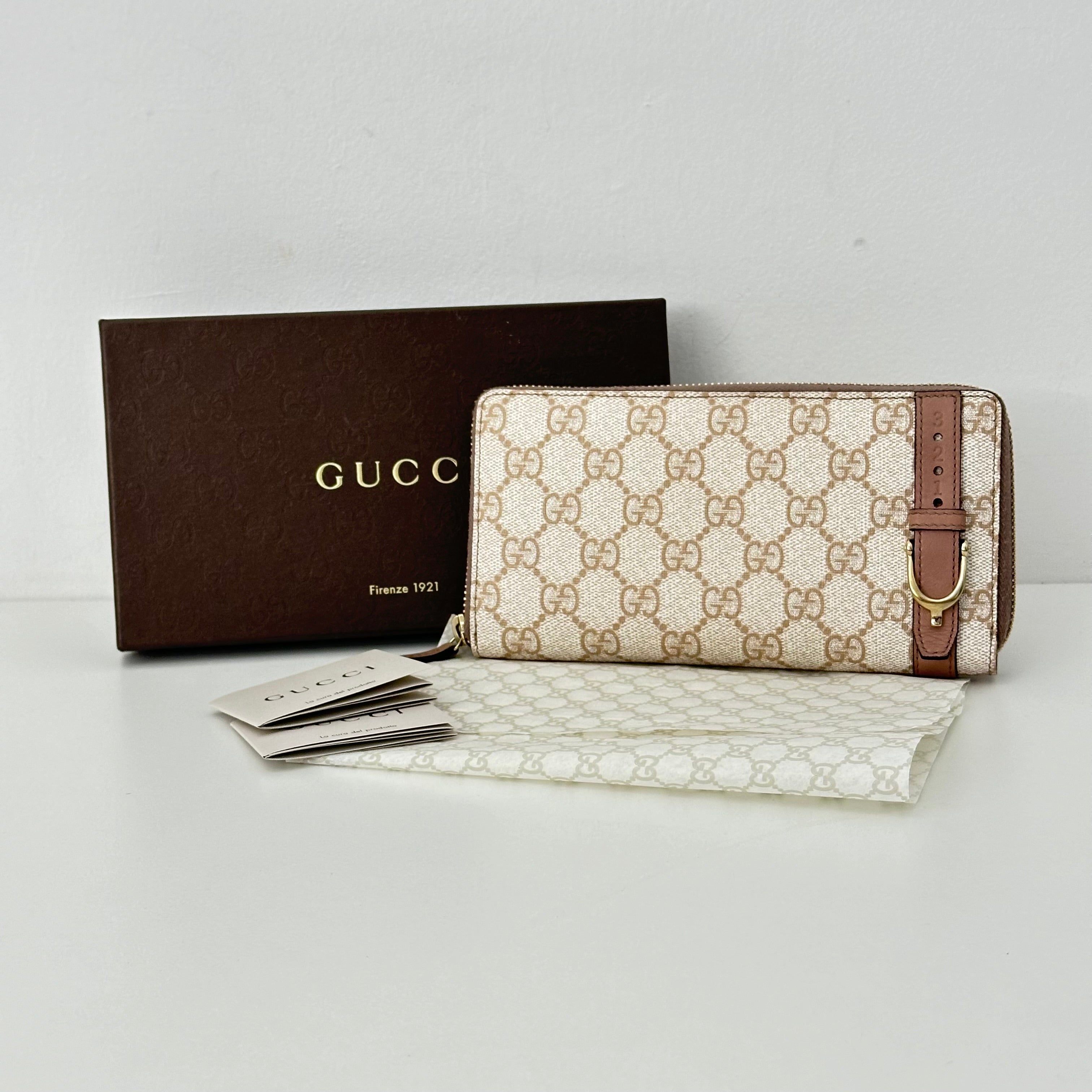 GG Zipped Wallet