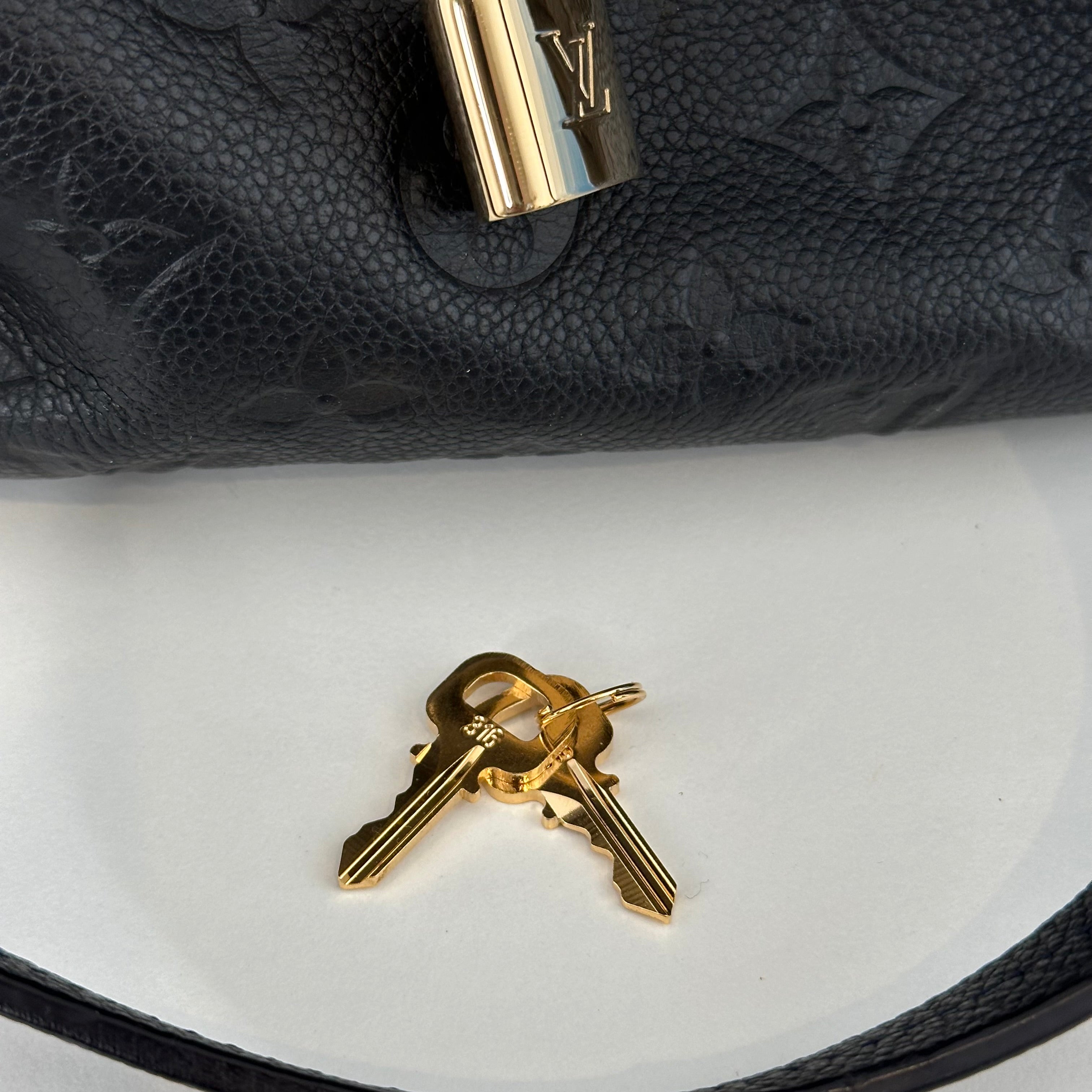Navy Lumineuse PM