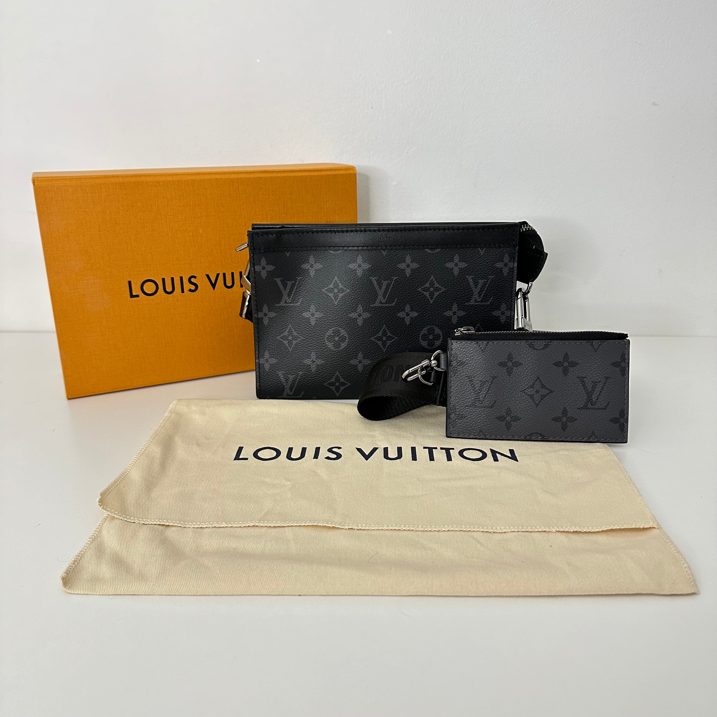 Gaston Wearable Wallet