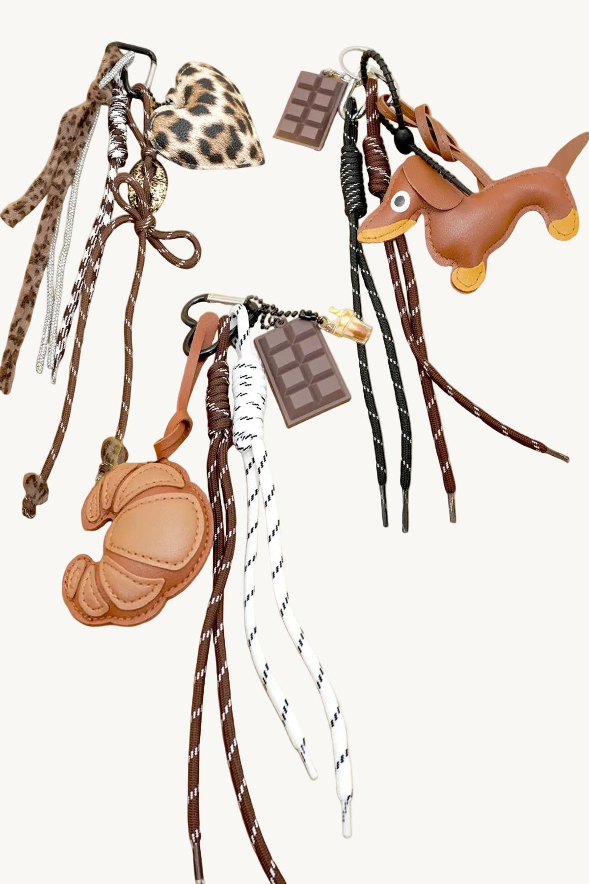 KEY CHAIN CROISSANT BAG CHARM