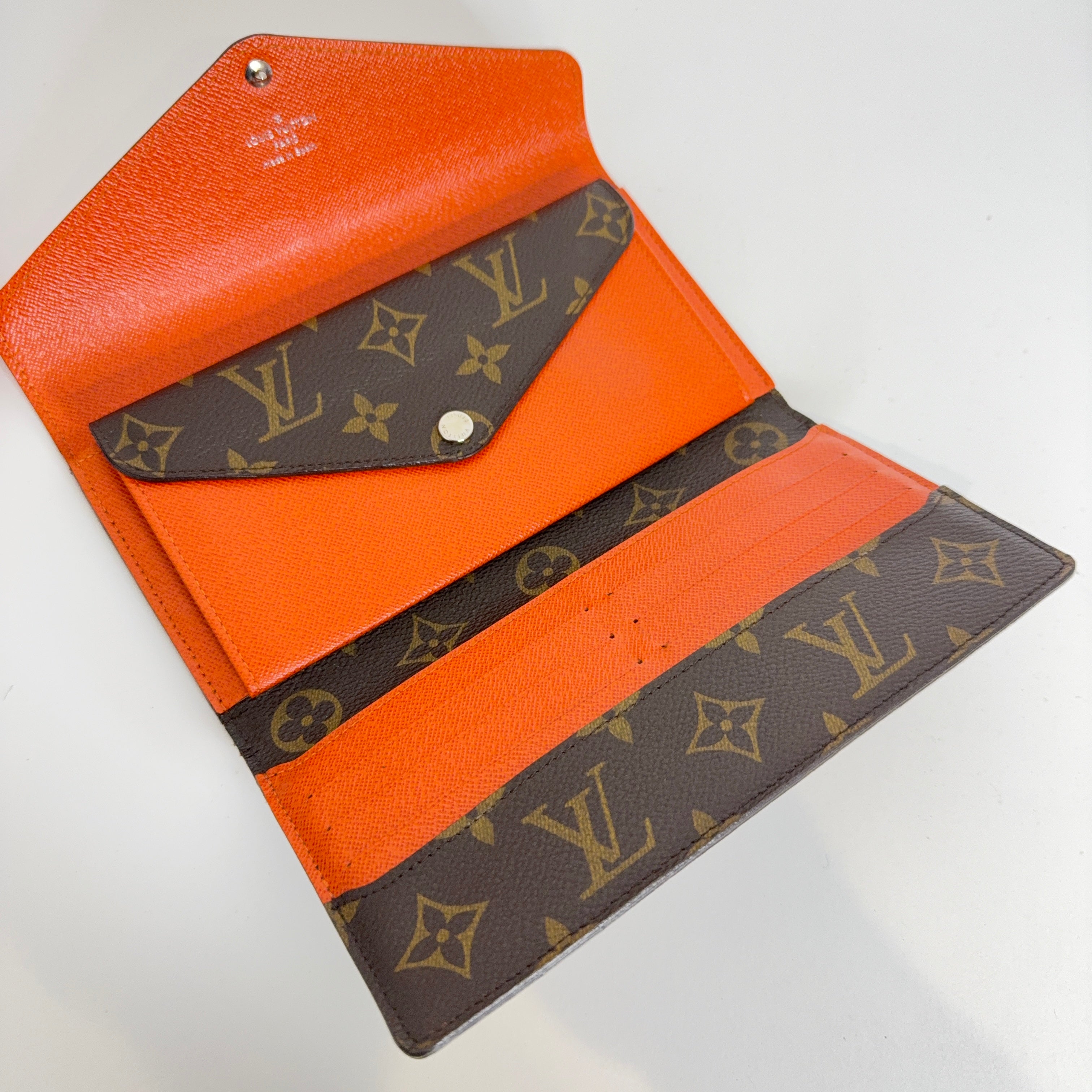 Marie-Lou Wallet
