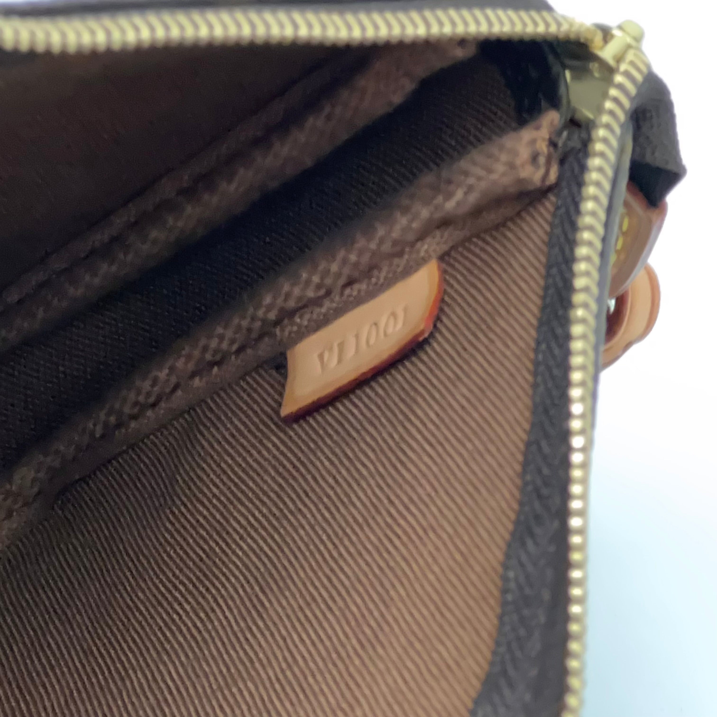 Pochette Accessories