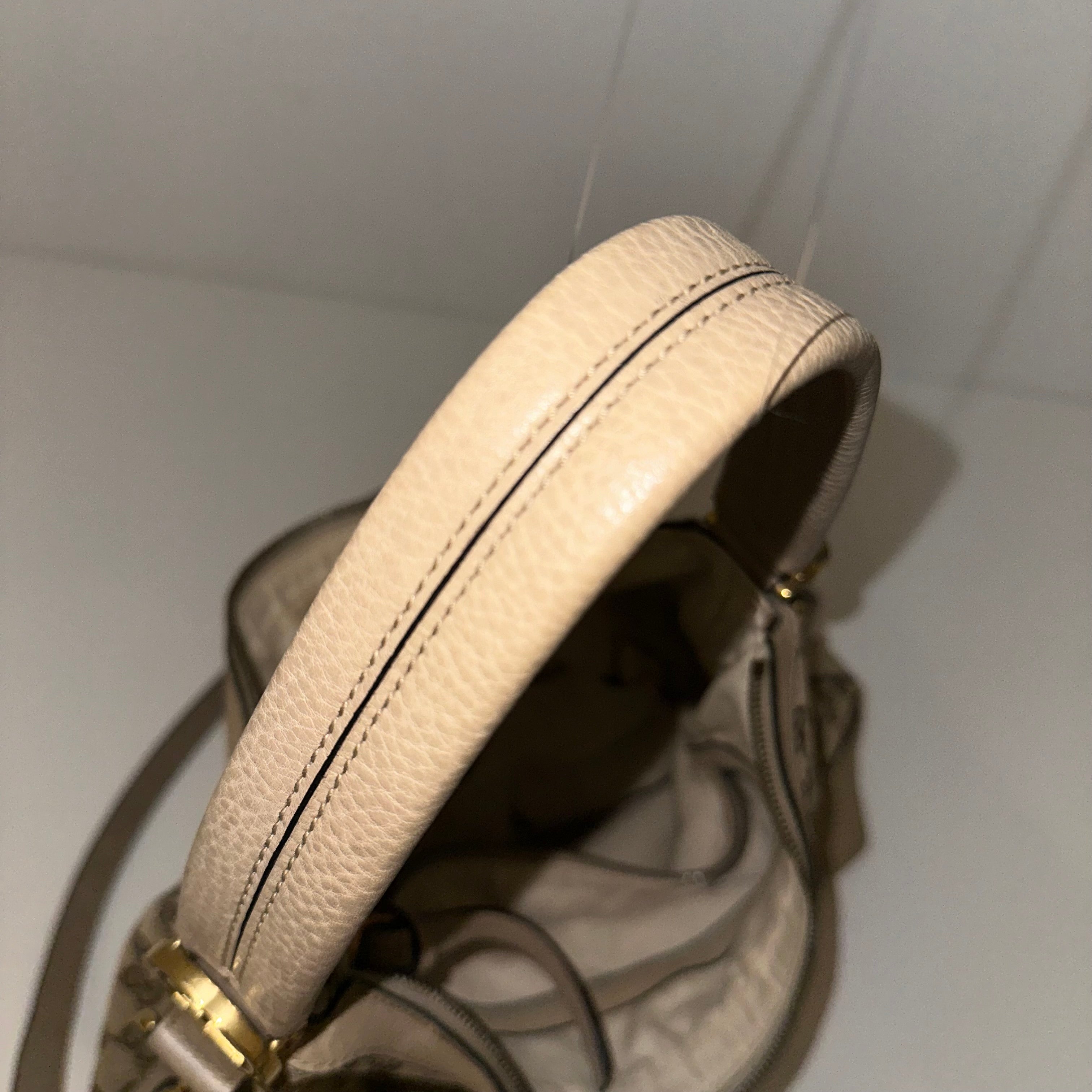 GG Interlock Shoulder Bag