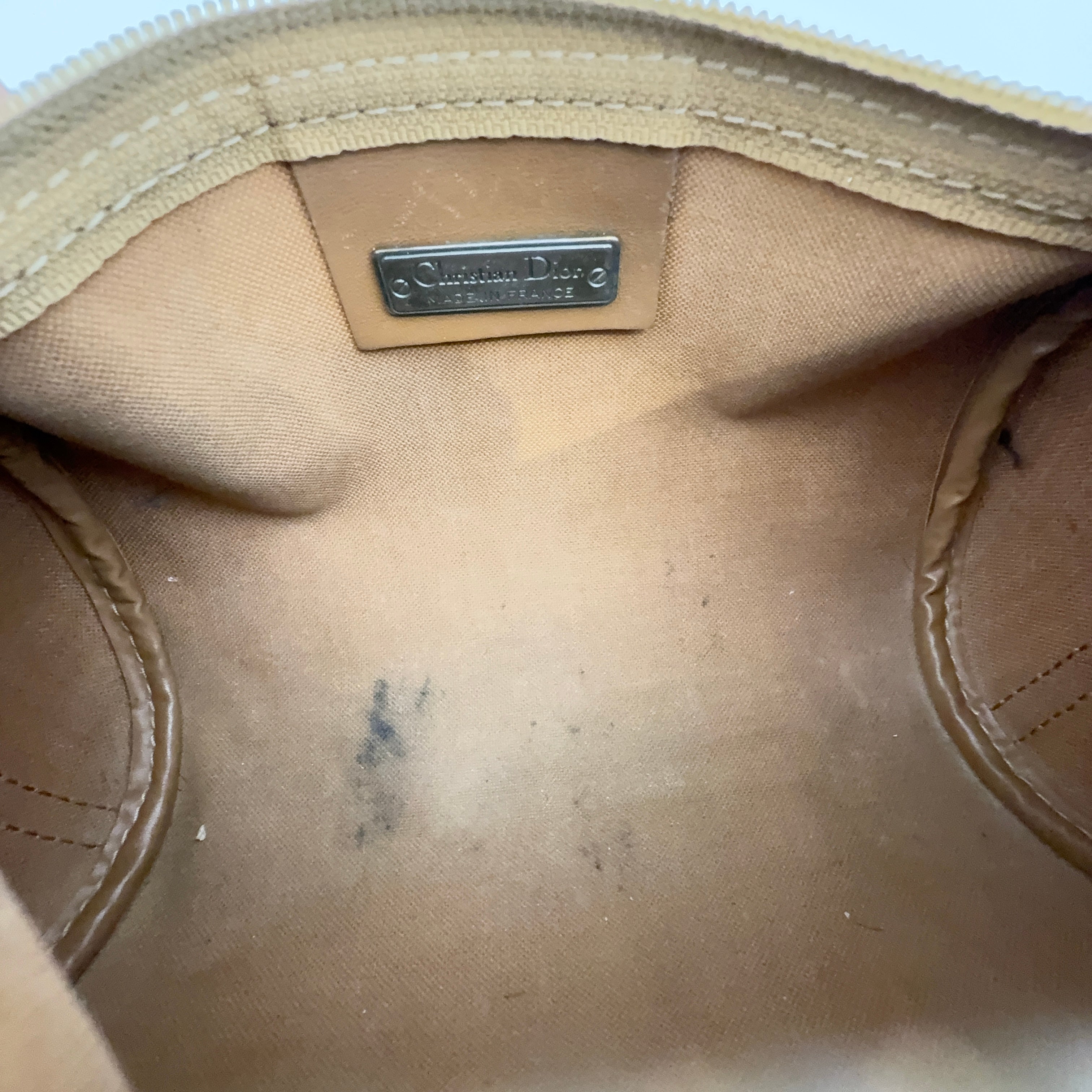 Circle Honeycomb Shoulder Bag