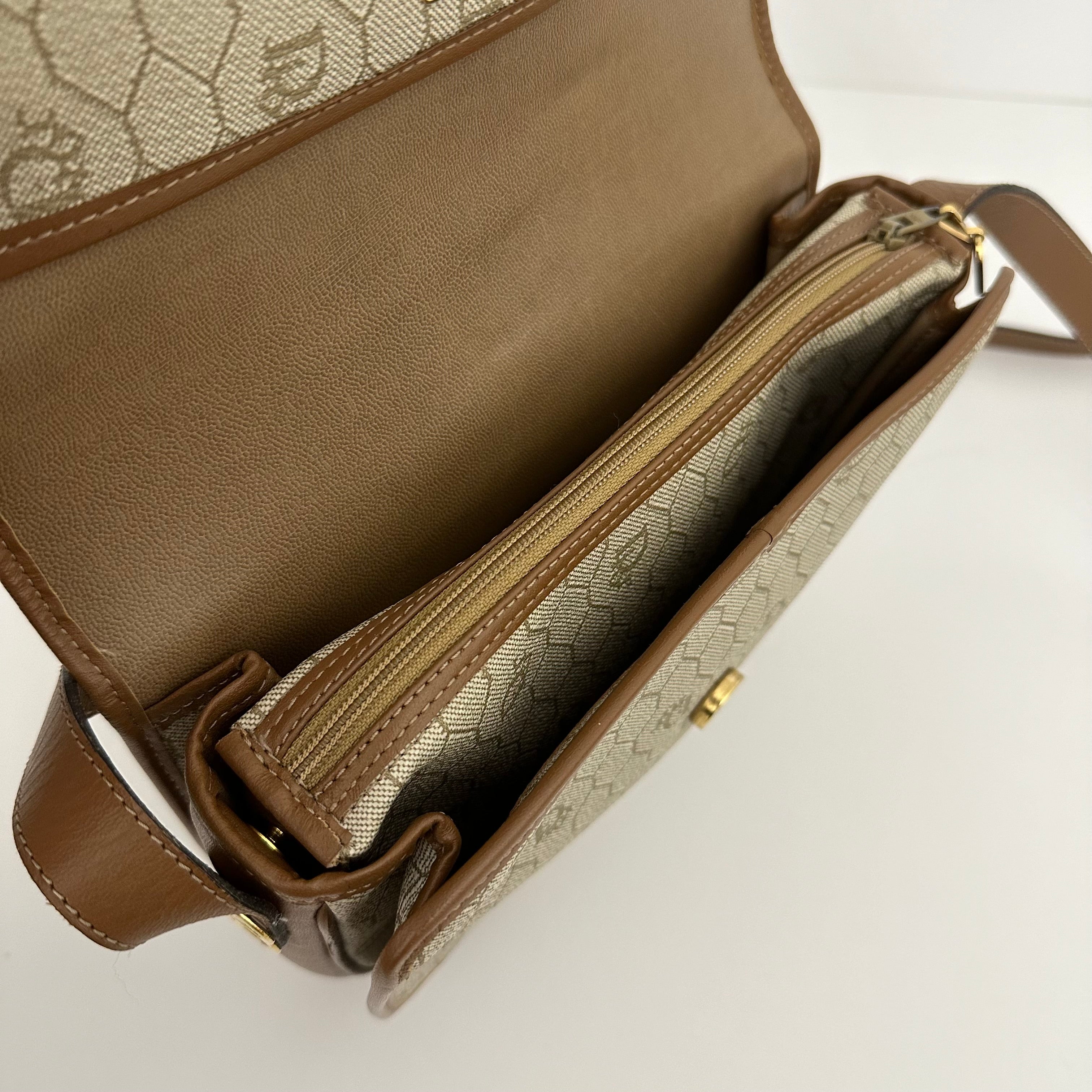Vintage Honeycomb Crossbody