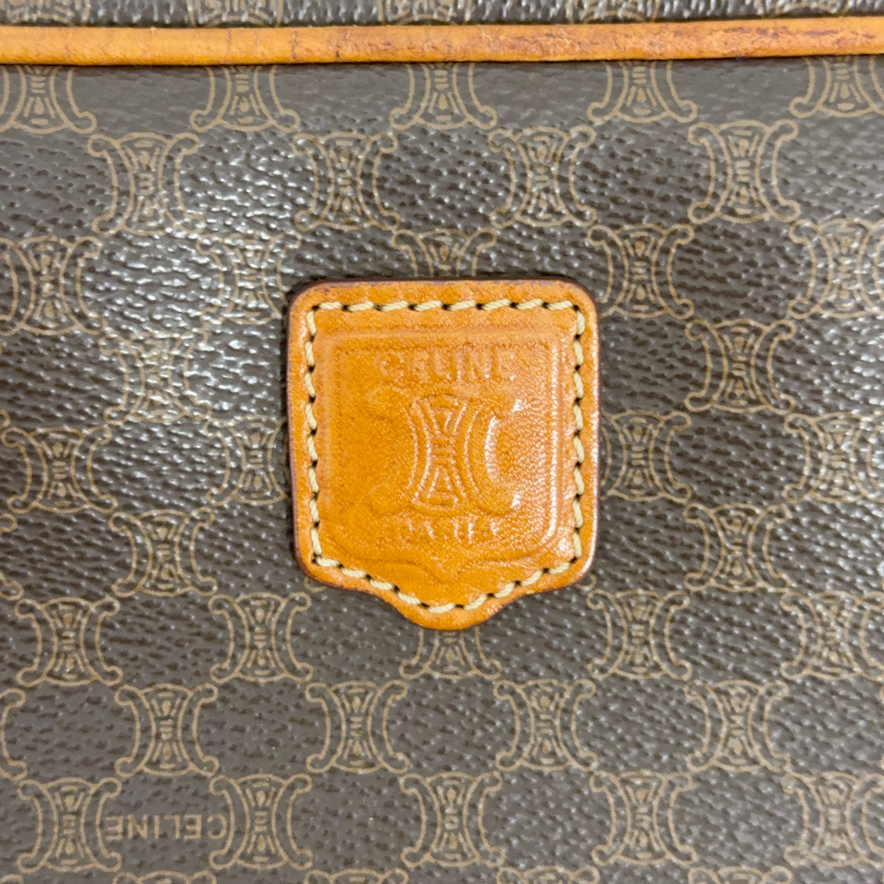 Macadam Crossbody