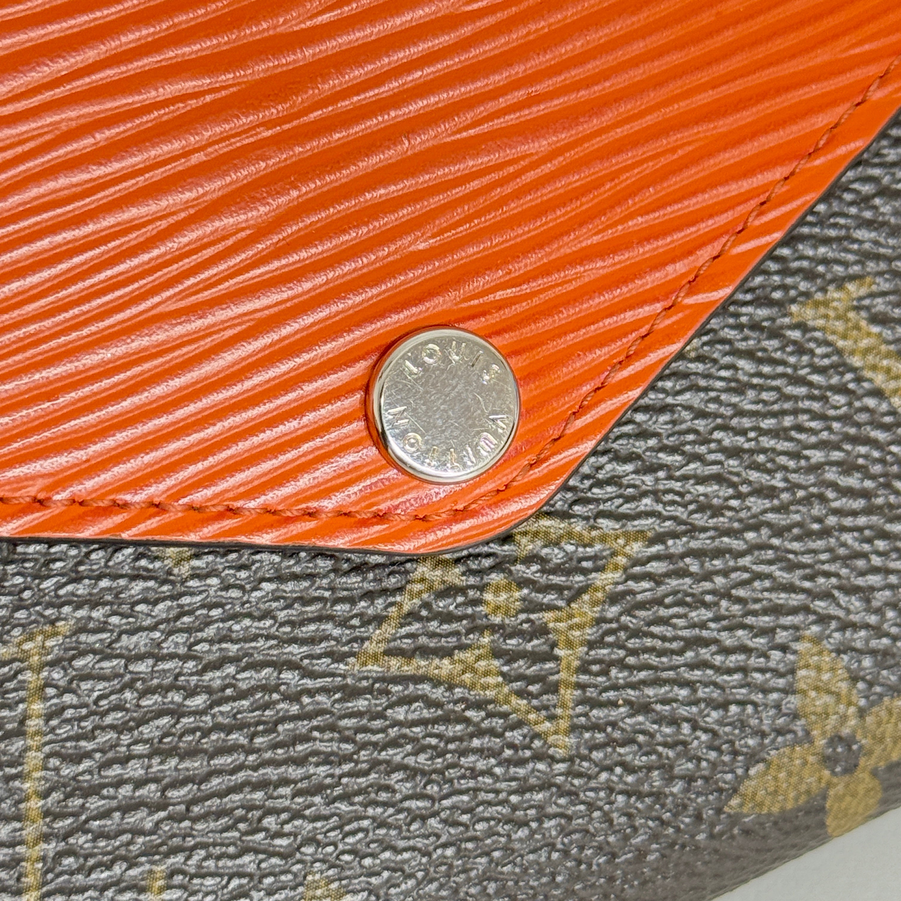 Marie-Lou Wallet