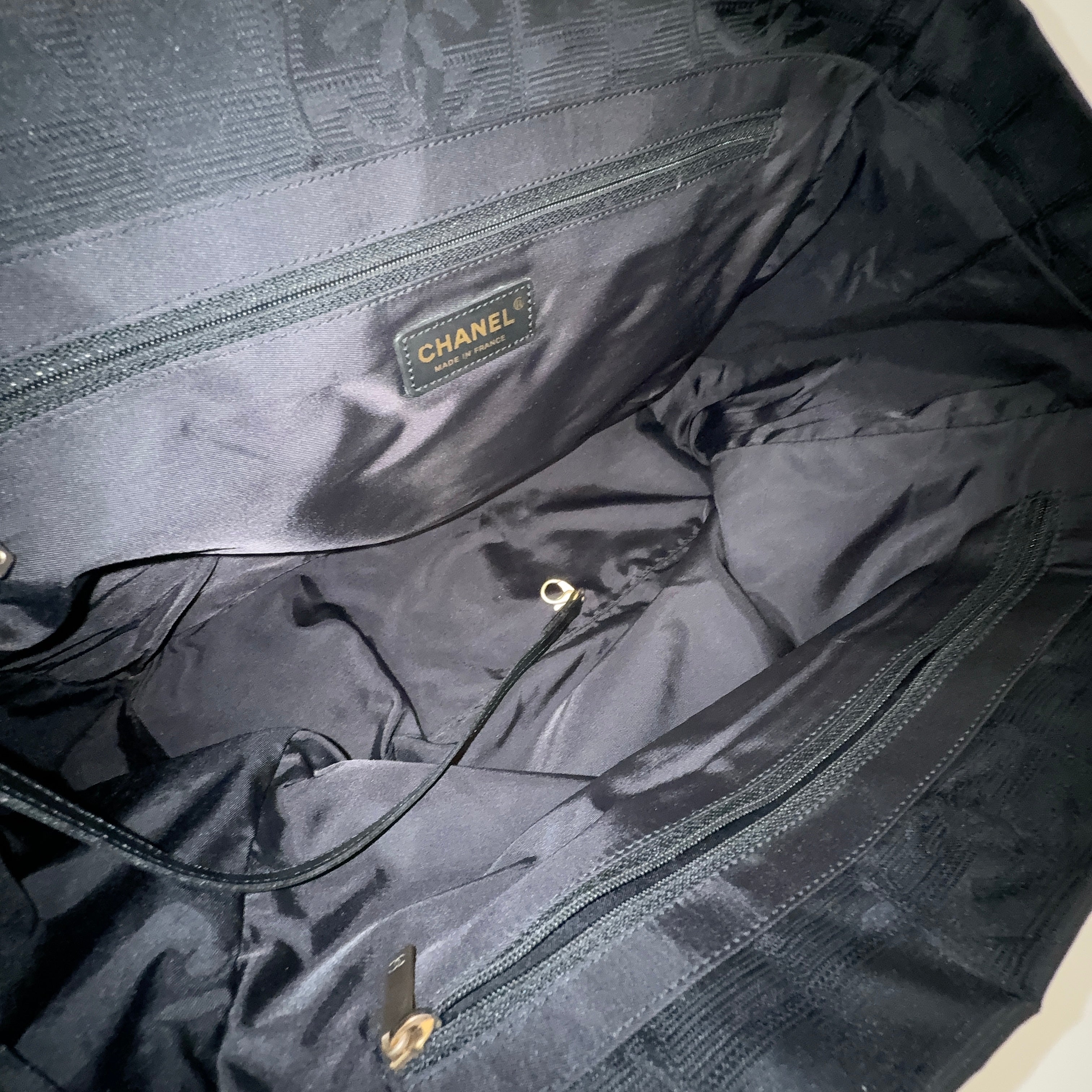 Nylon Travel Tote