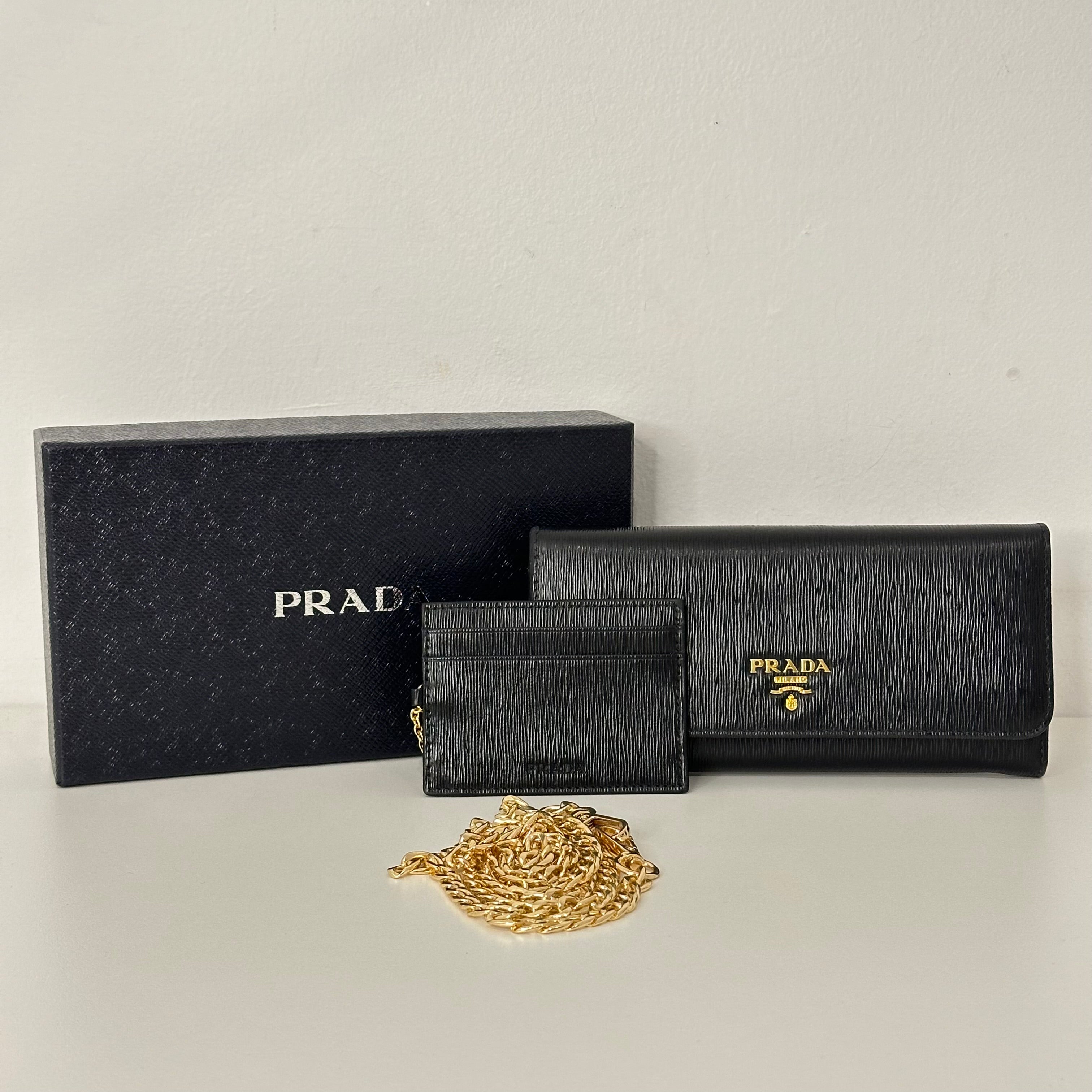 Vitello Move Long Wallet w/ Chain