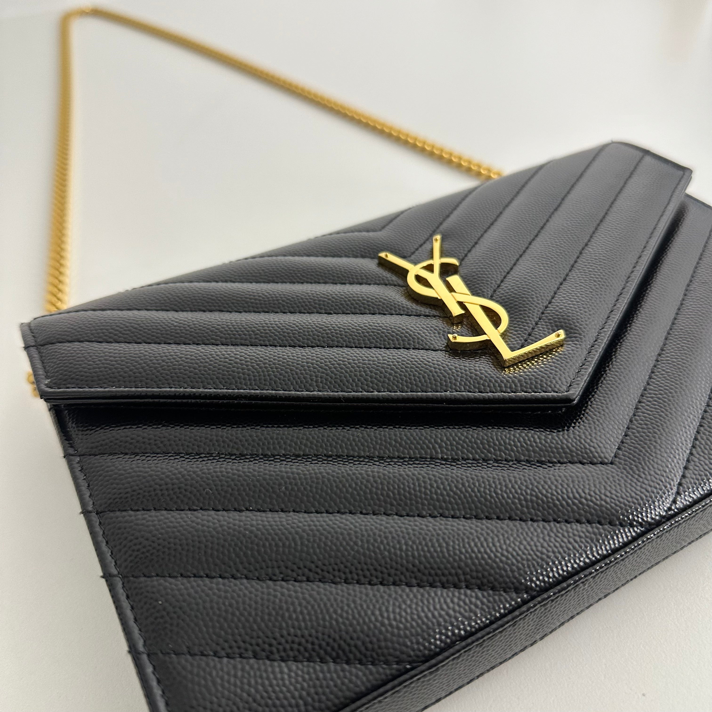 Classic Cassandre Chain Wallet