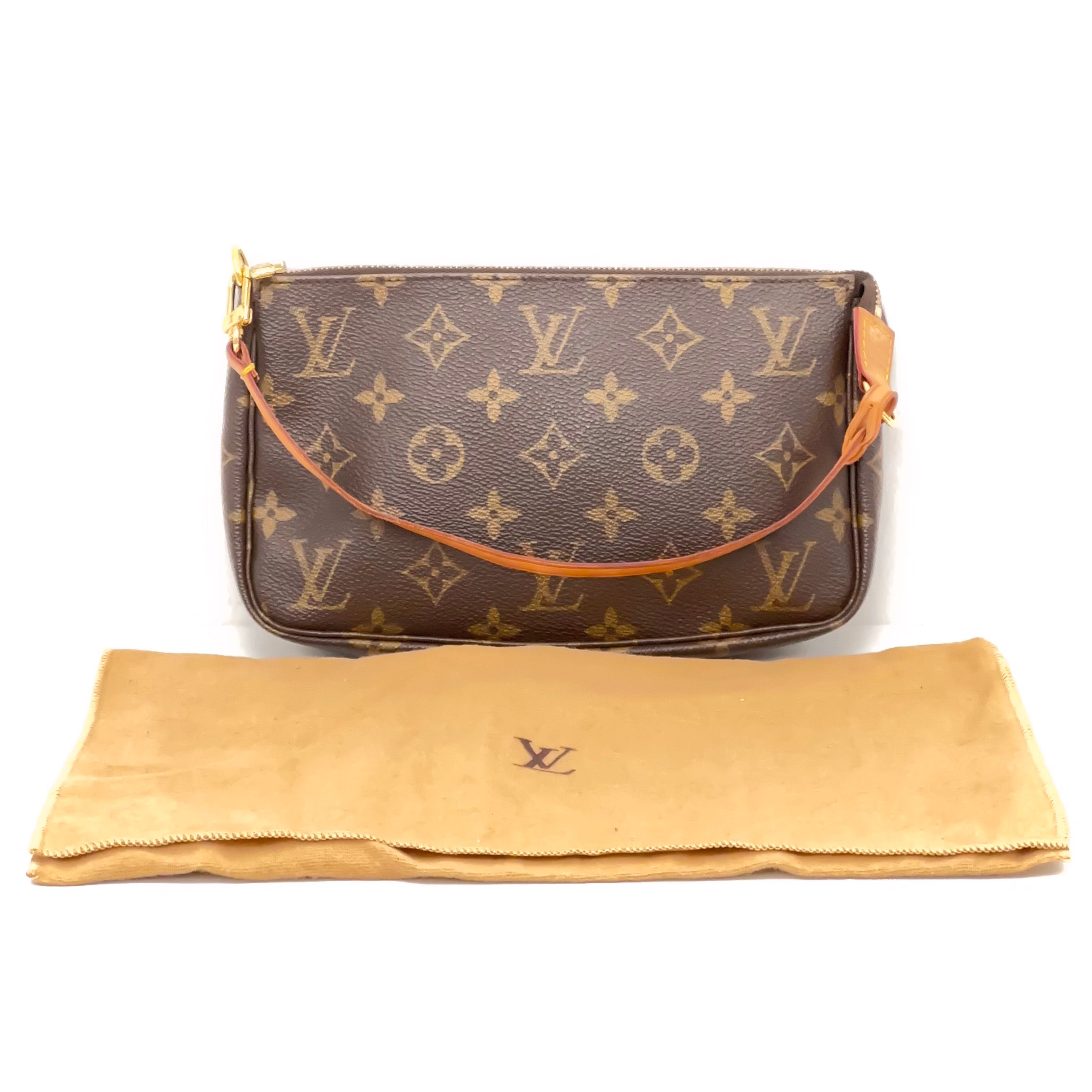 Pochette Accessories