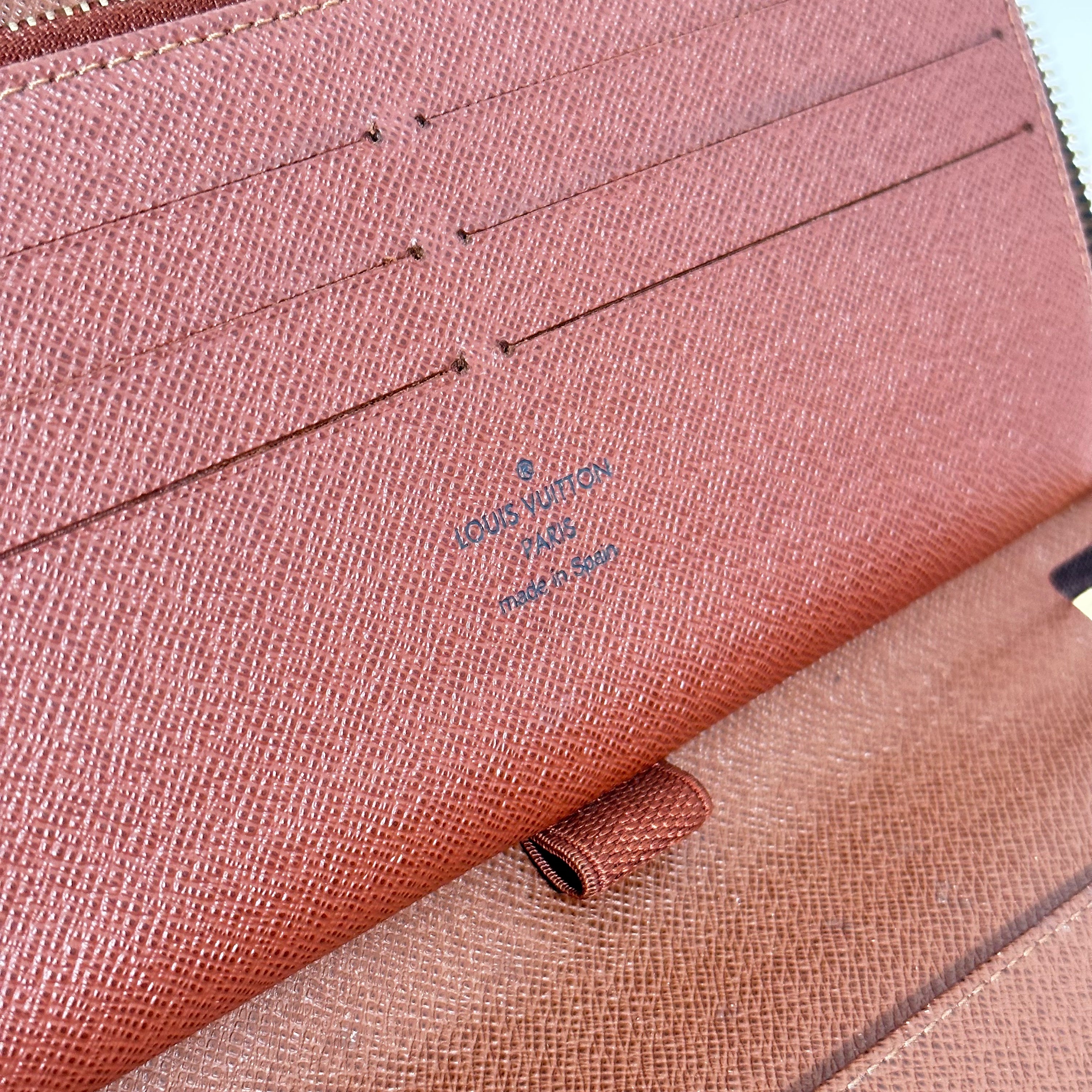 Zippy Organizer