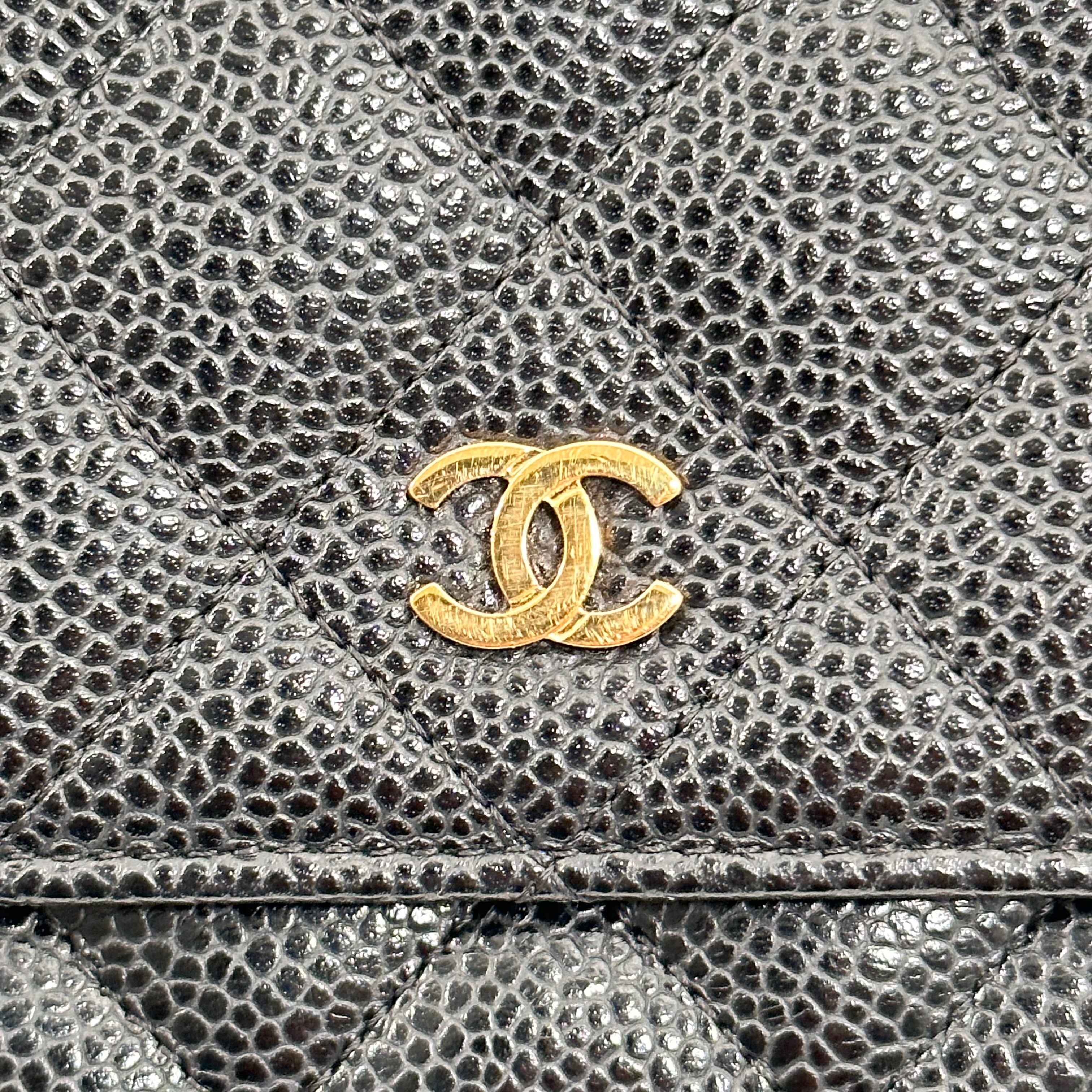 Classic Black Caviar Wallet on Chain (WOC)