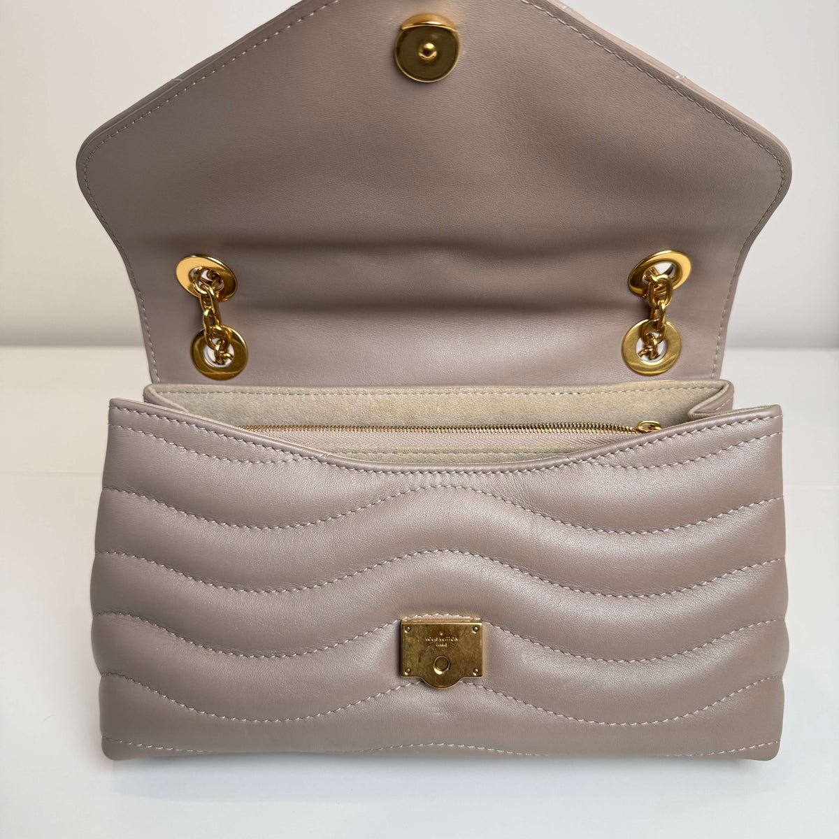 New Wave Chain Bag