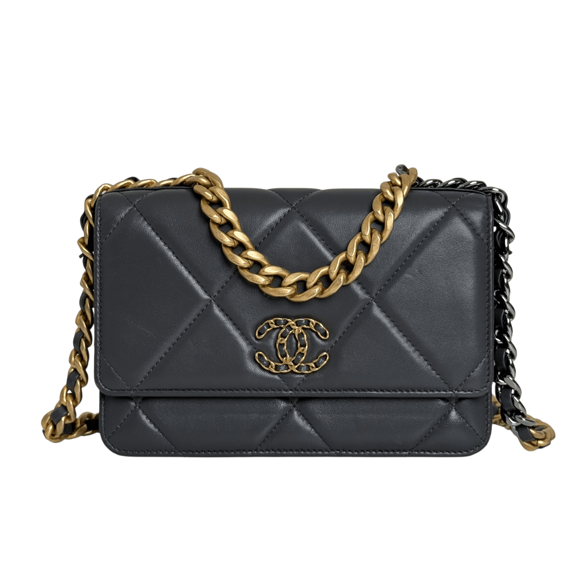 Chanel 19 WOC