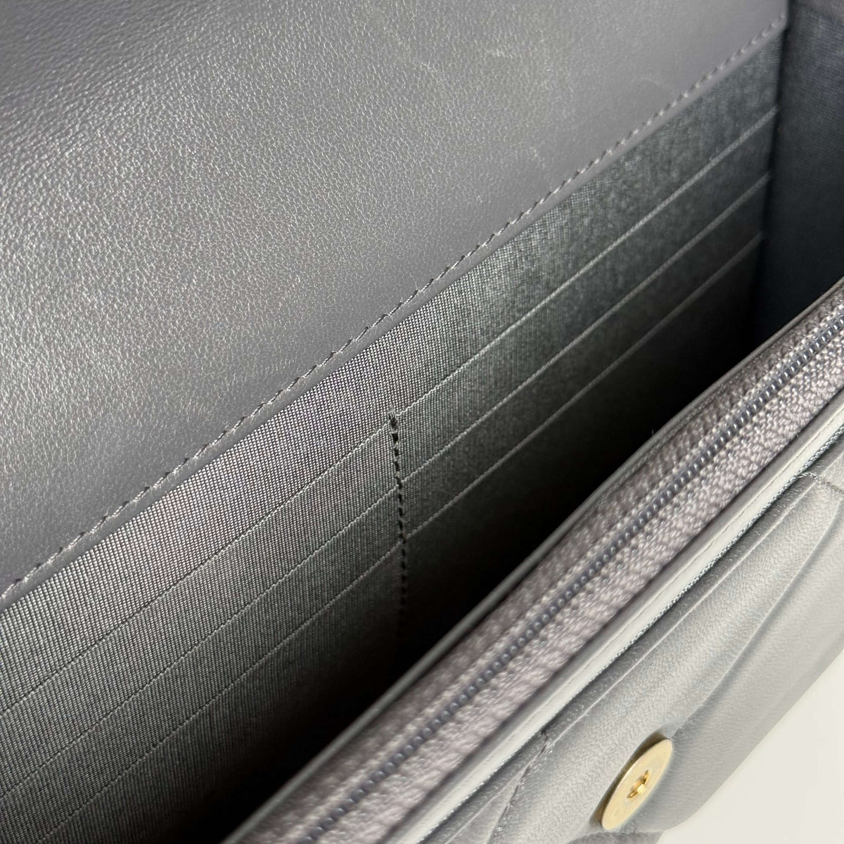 Chanel 19 WOC