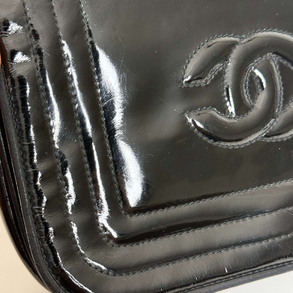 Patent CC Shoulder Bag