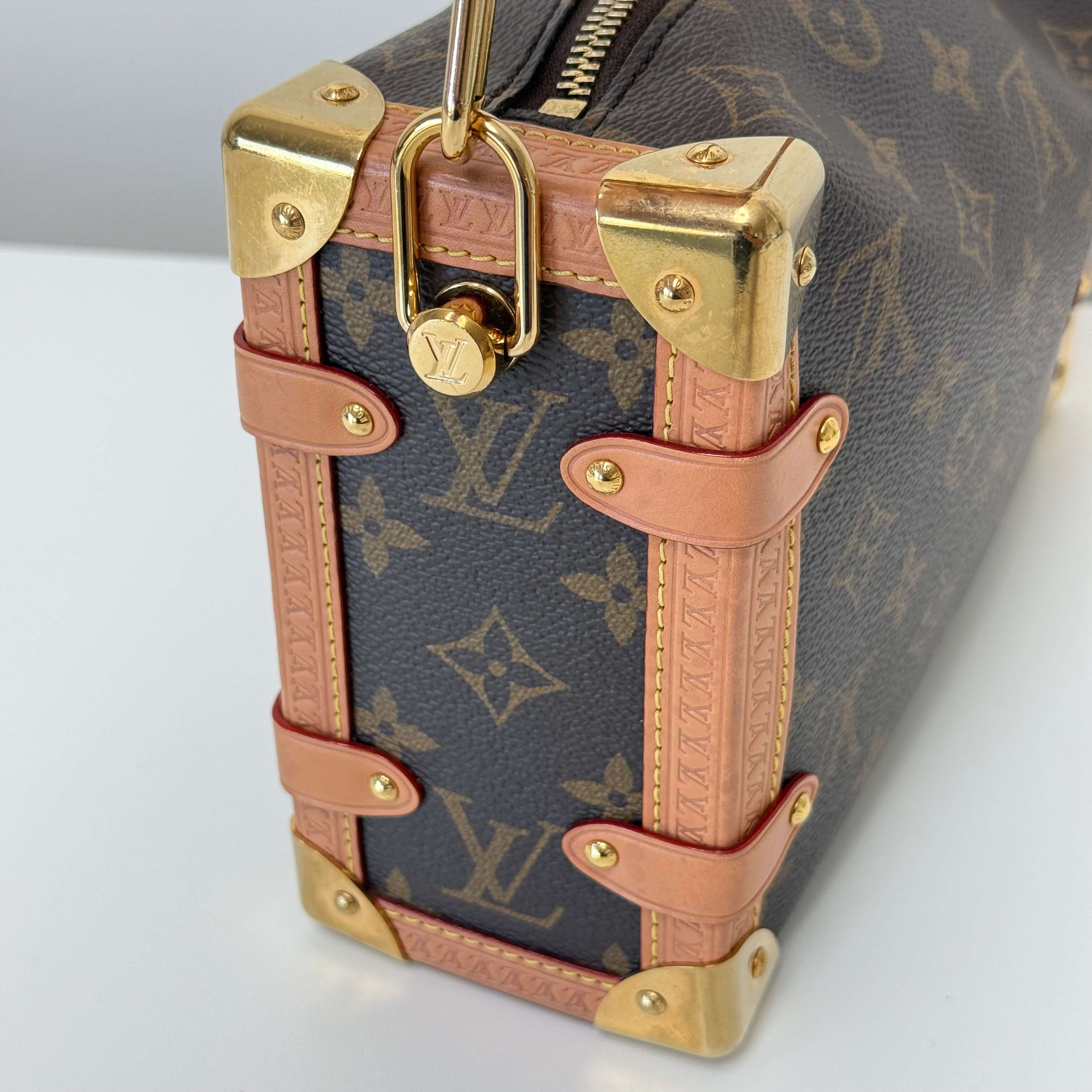 Side Trunk MM