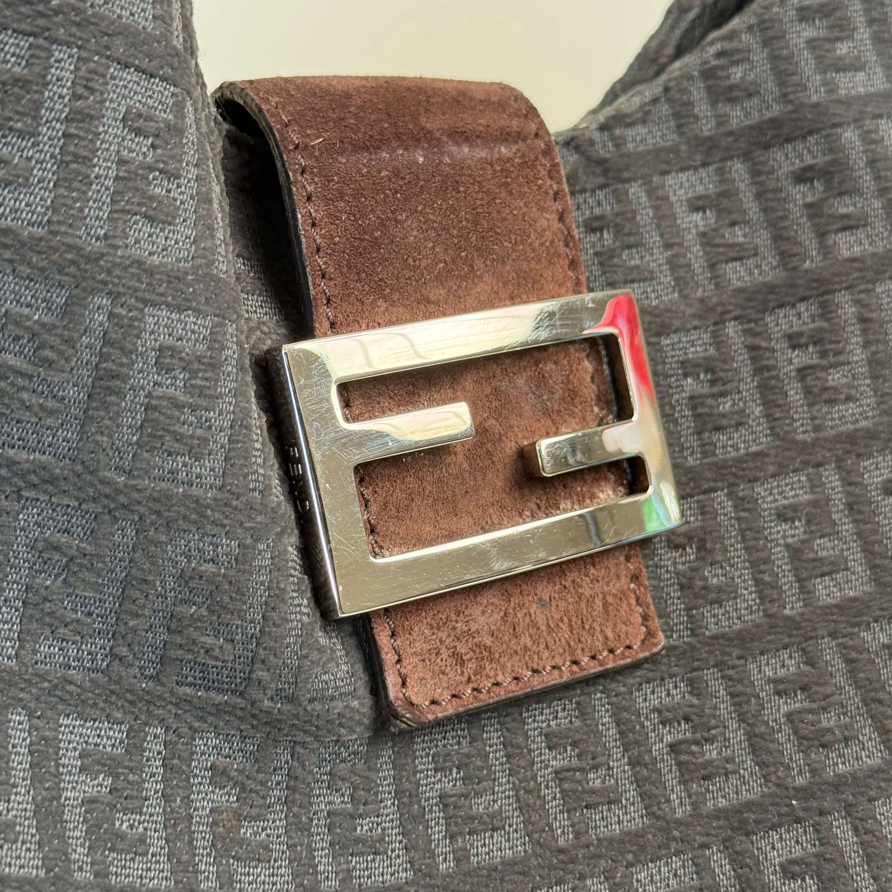 Fendi Hobo Baguette