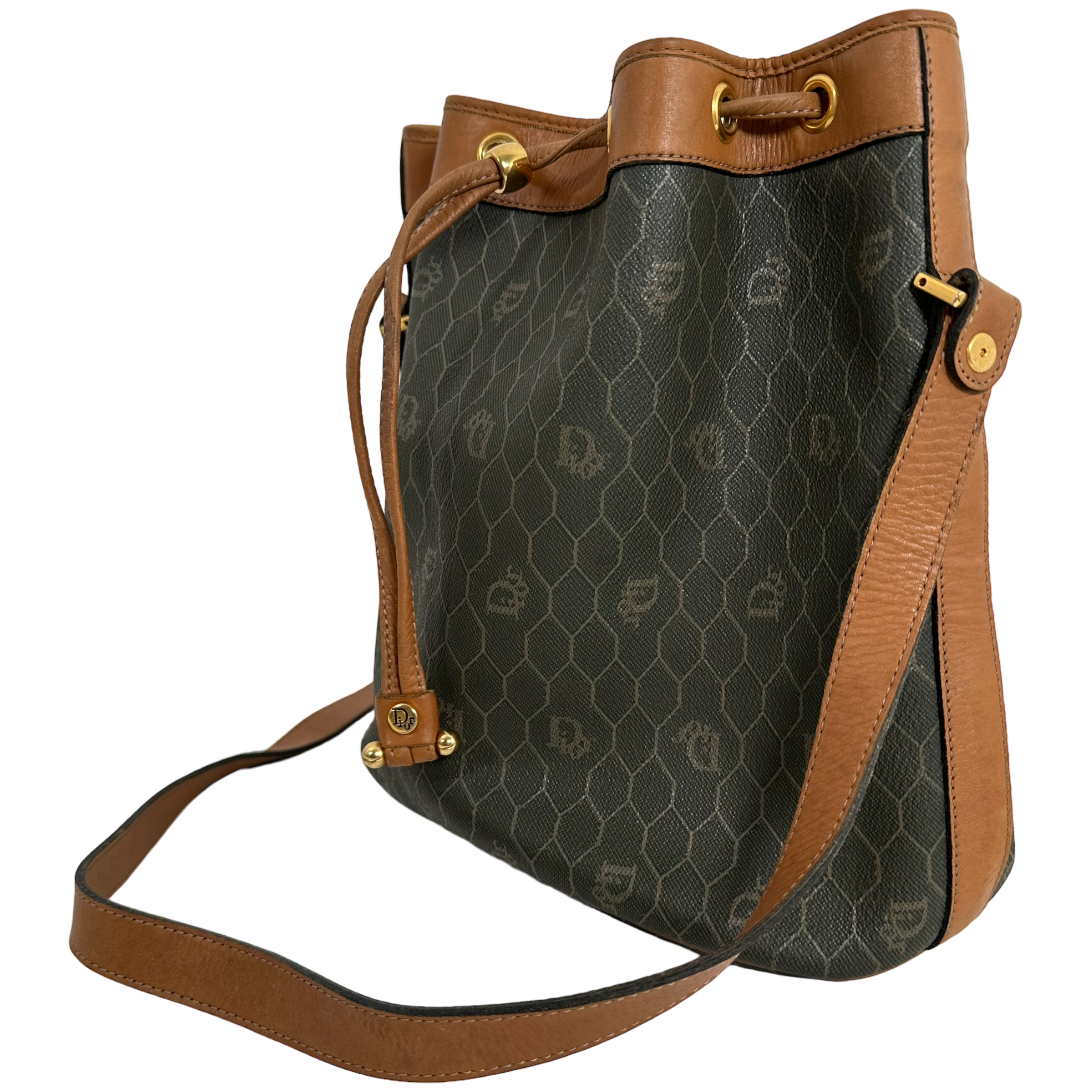 Honeycomb Bucket Bag