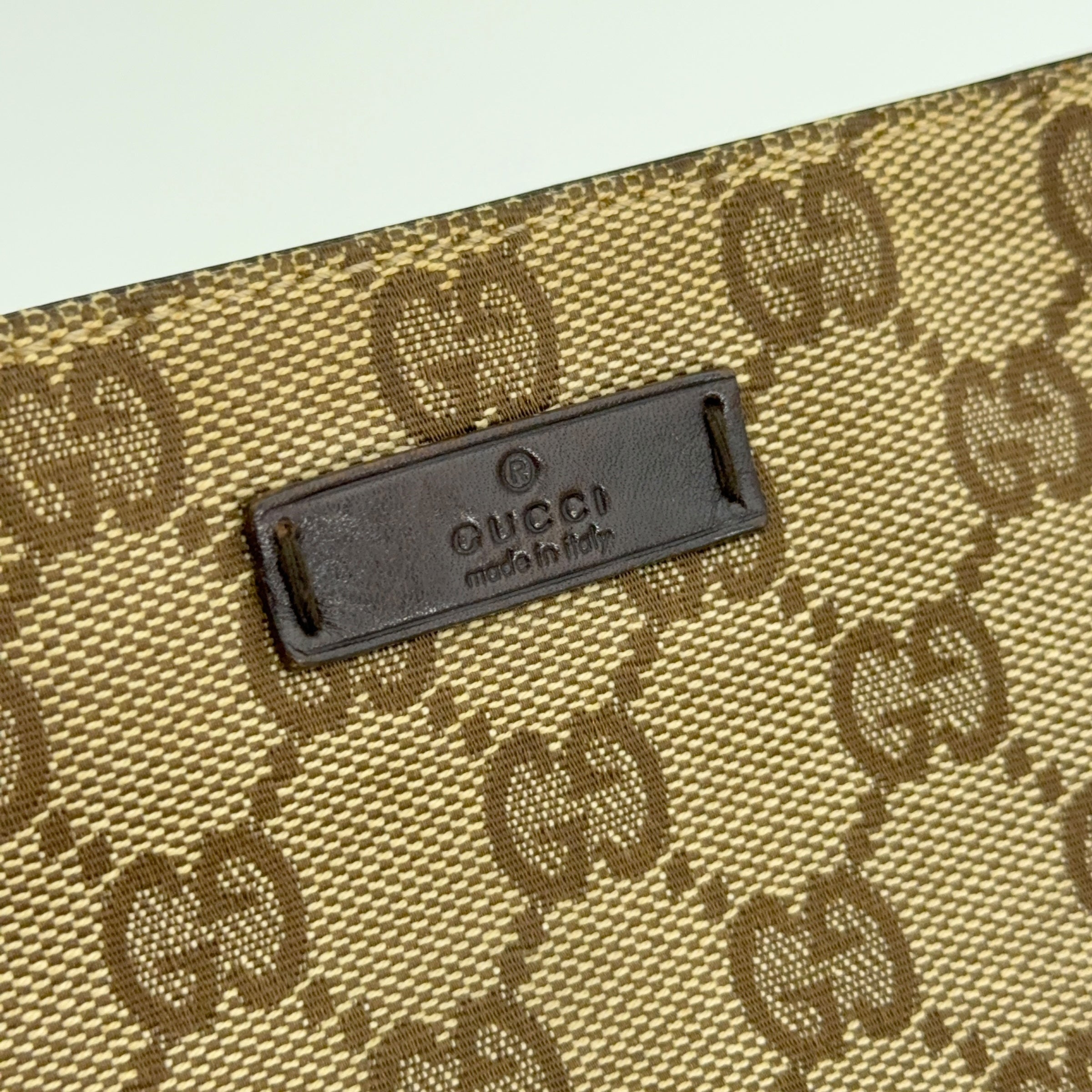 GG Web Pochette