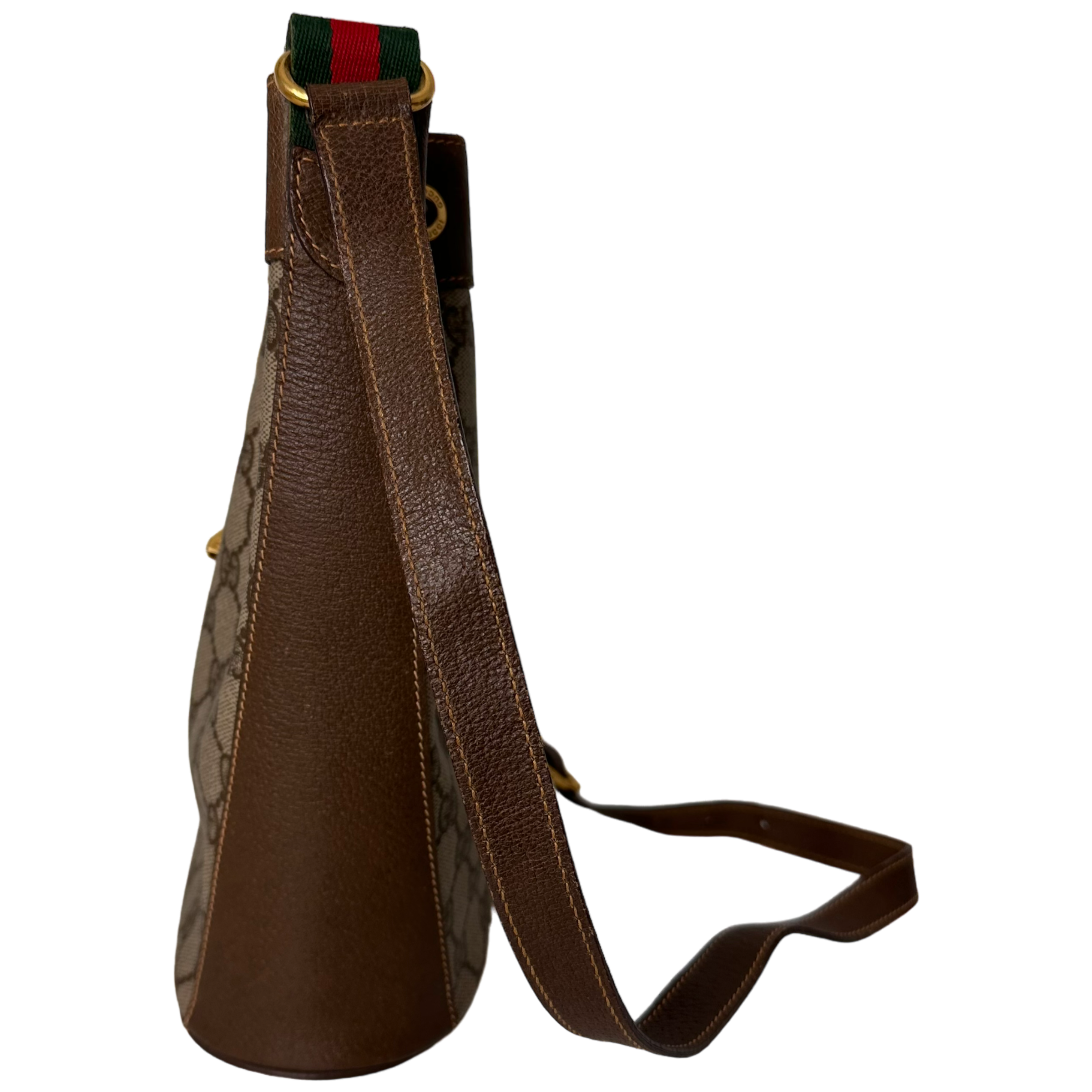 GG Supreme Bucket Bag