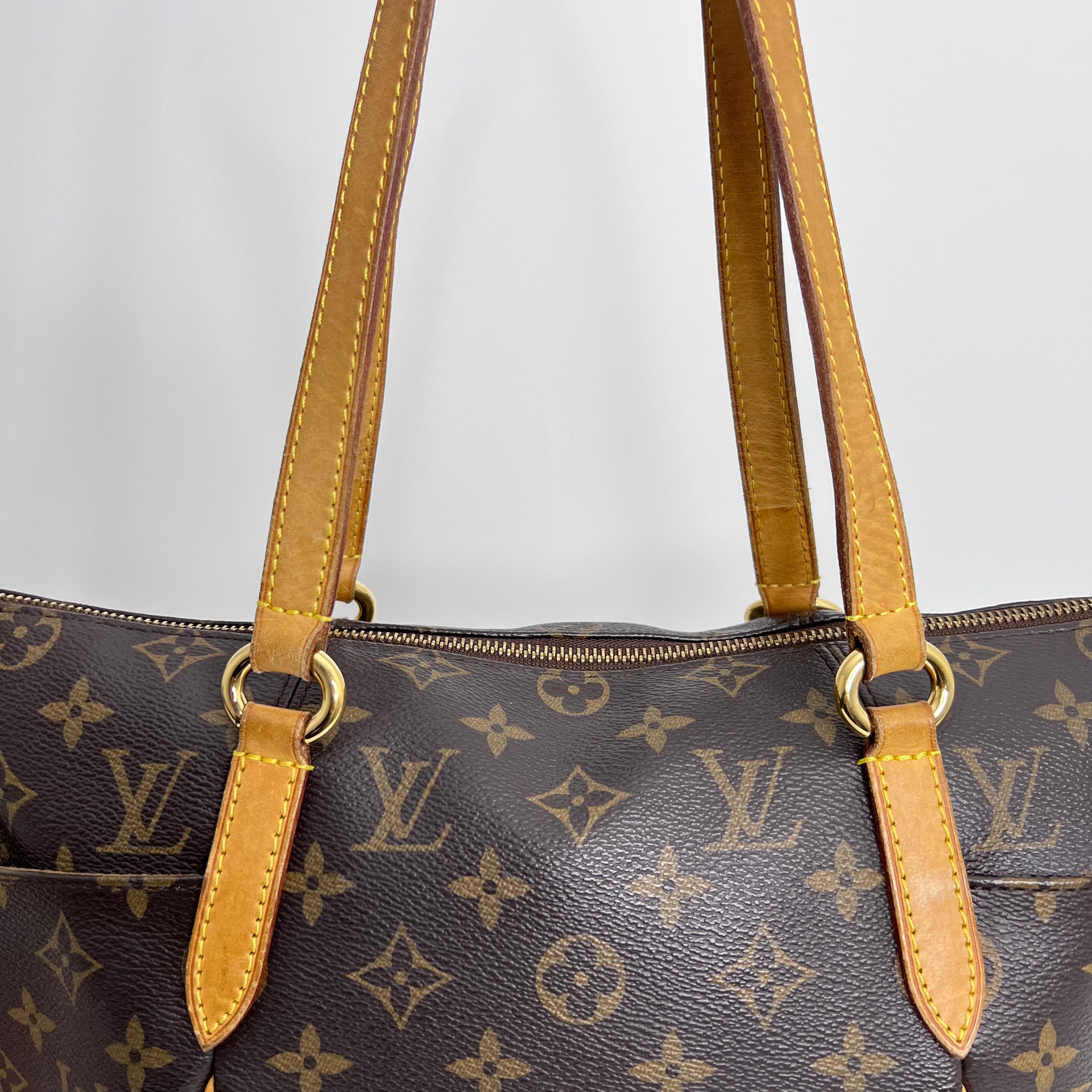 Monogram Totally PM