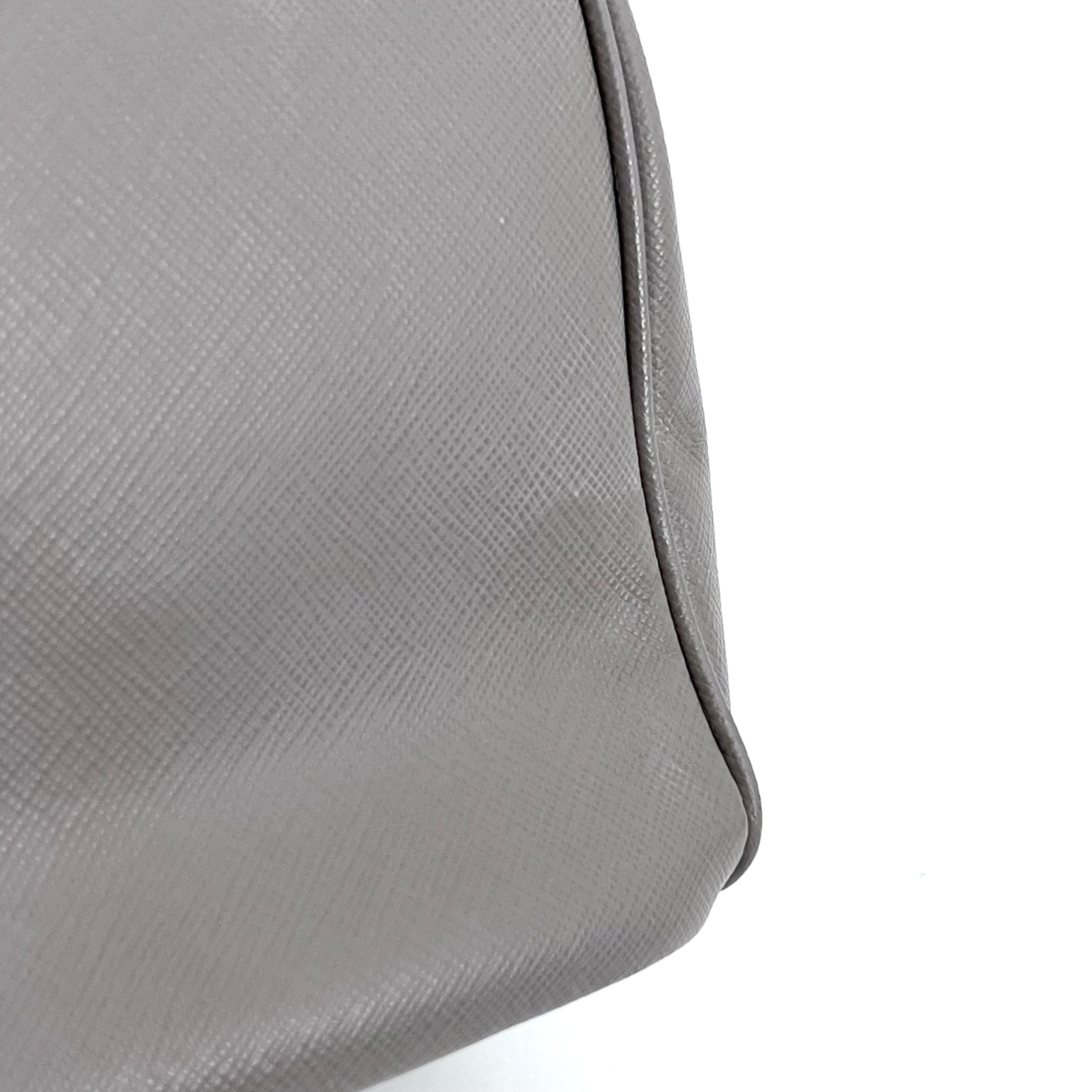 Medium Saffiano Lux Galleria Tote