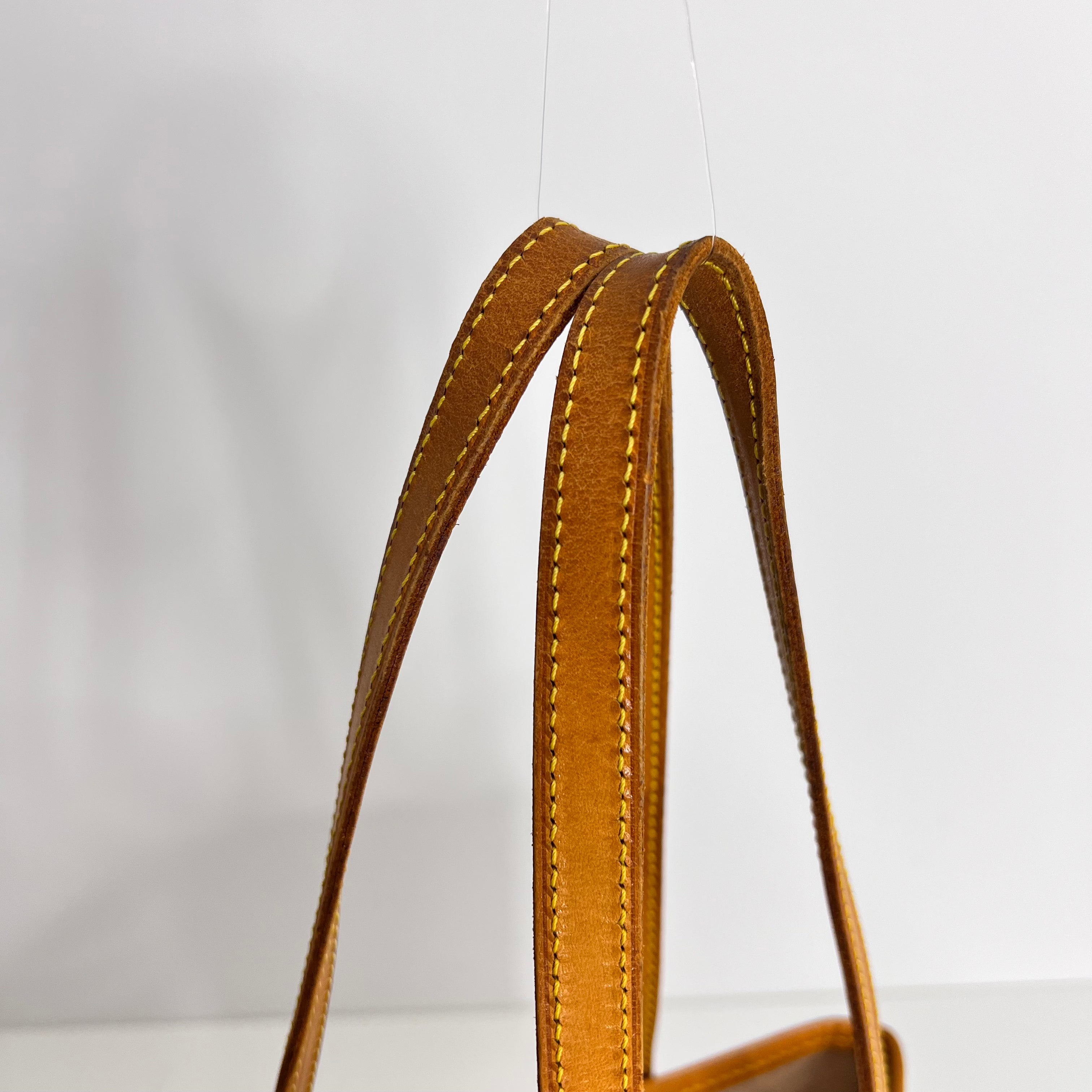 Monogram Marais Petit Bucket