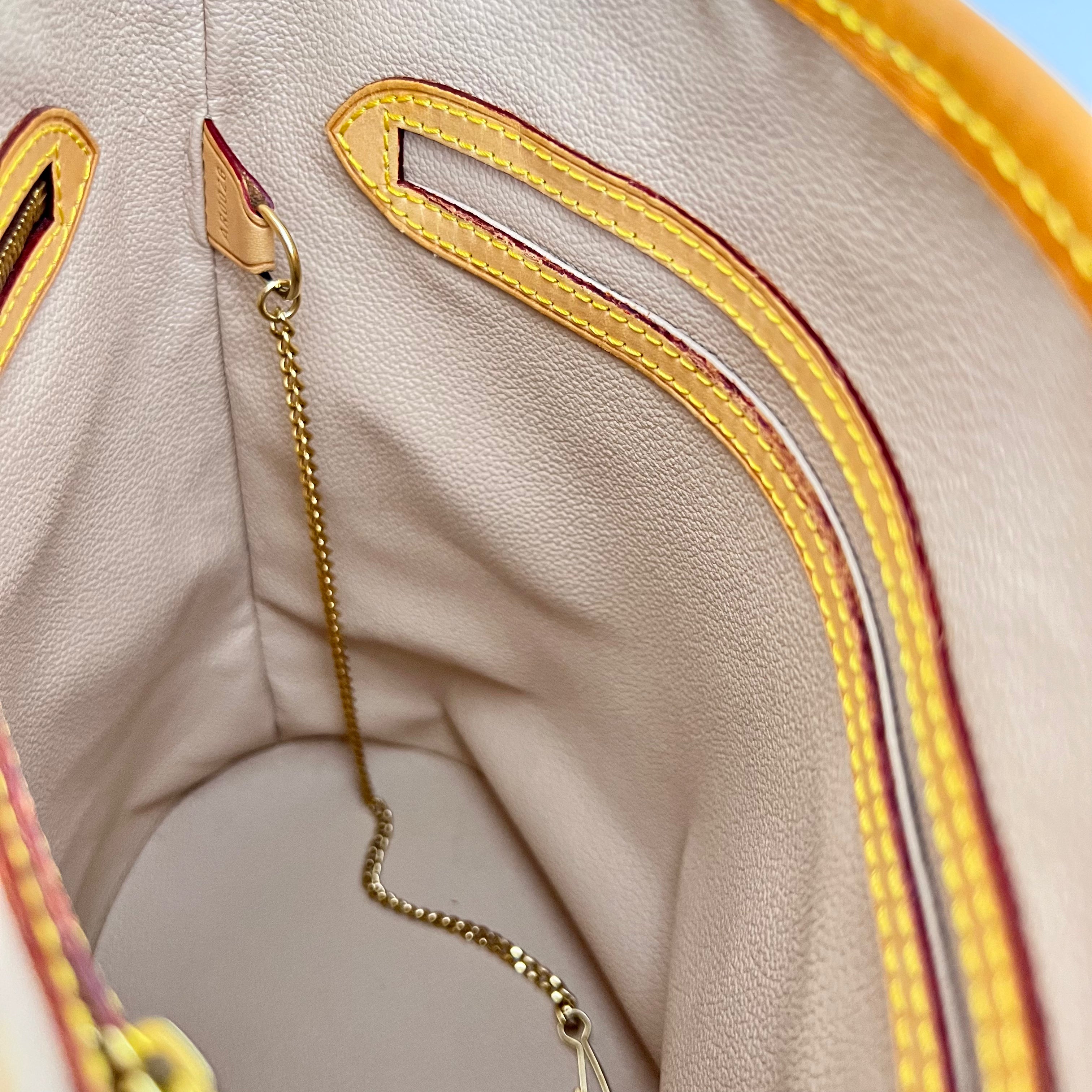 Monogram Marais Petit Bucket