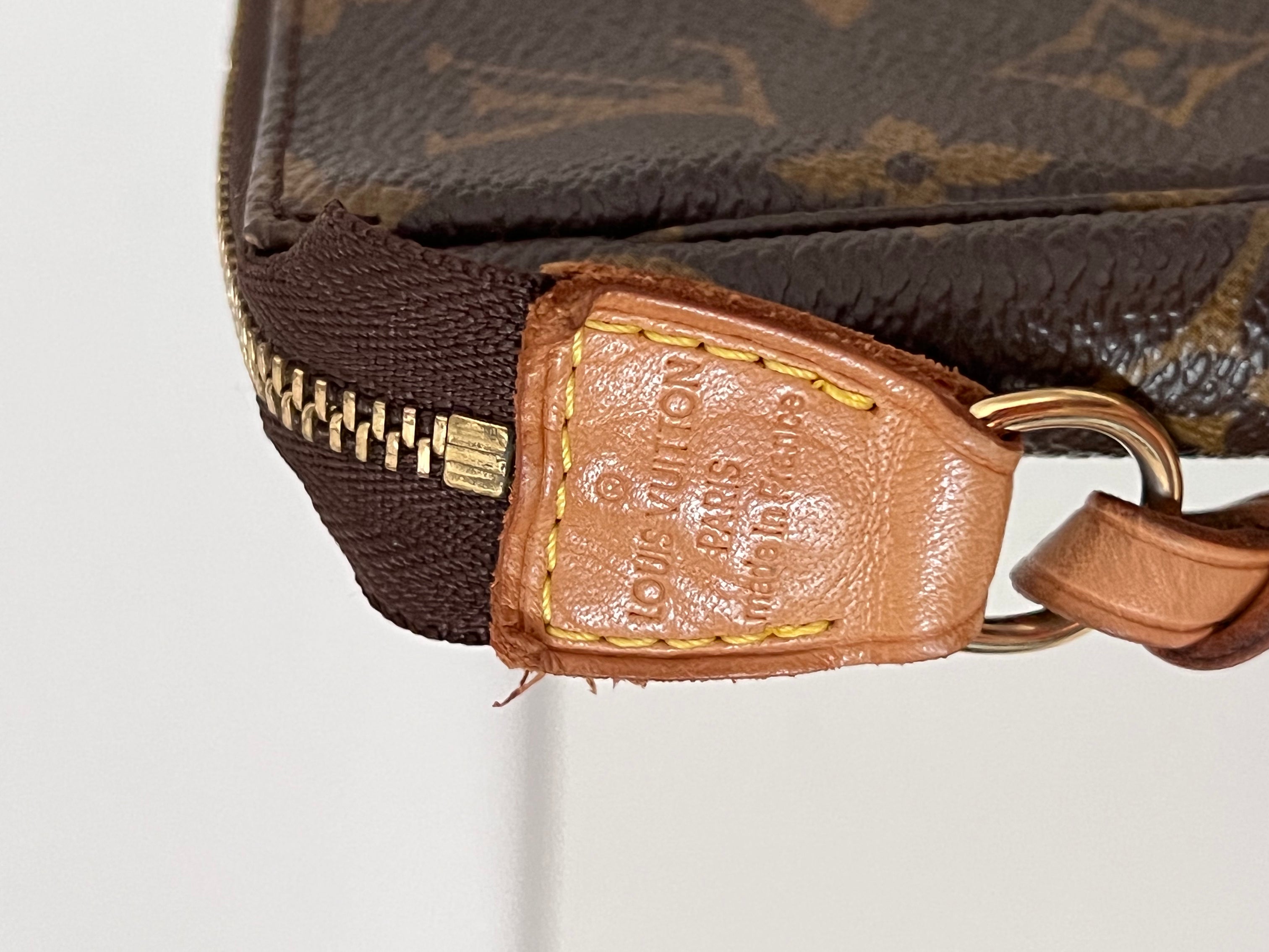 Pochette Accessories