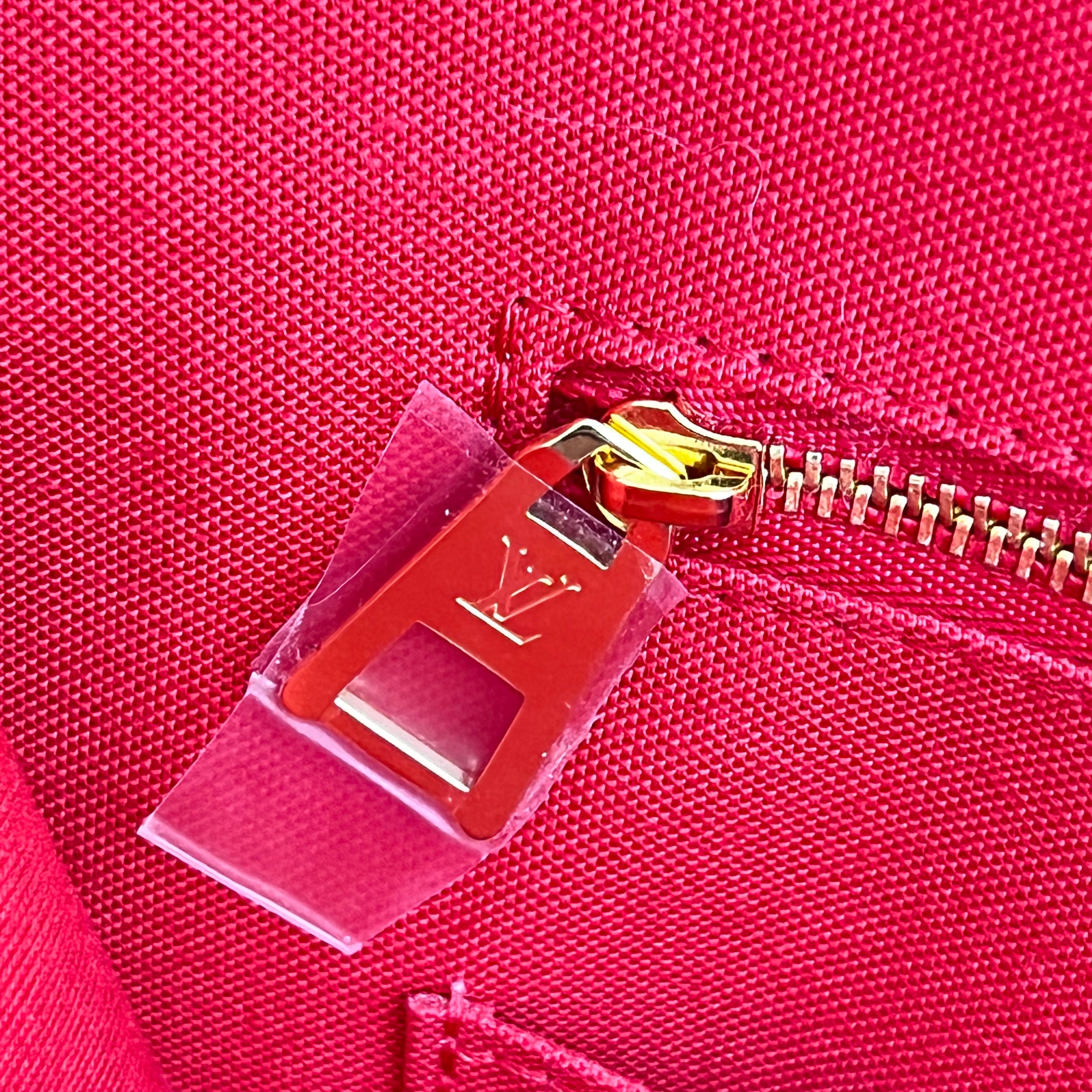 Reverse Monogram On The Go GM