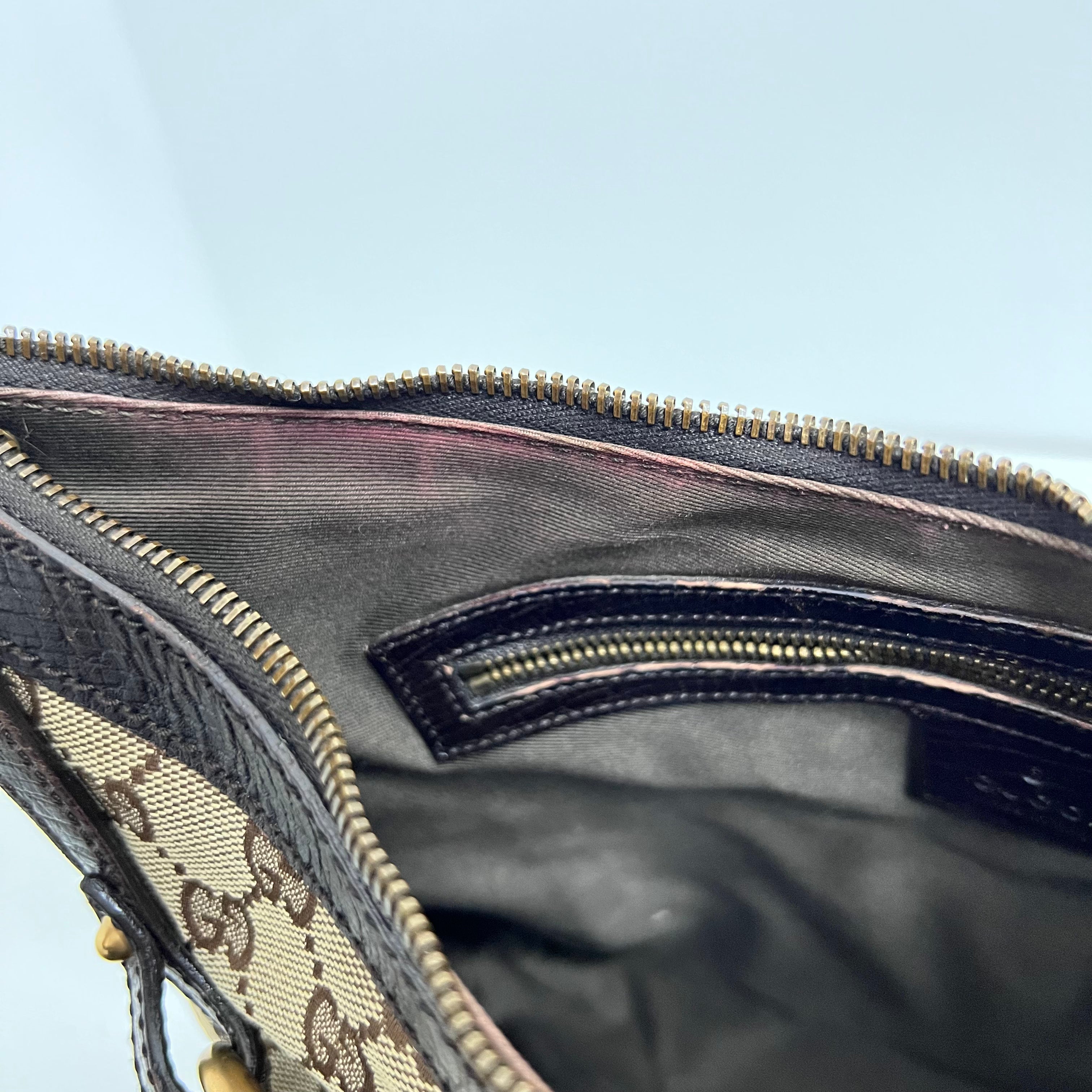 GG Web Shoulder Bag