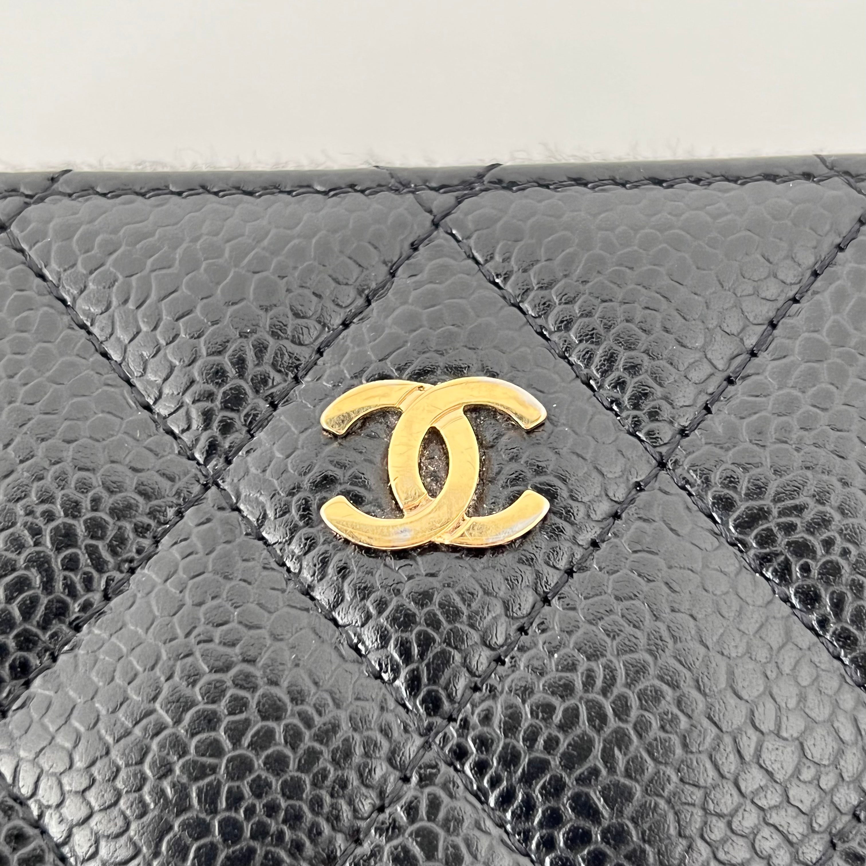 Caviar Leather Card & Coin Zipper Wallet
