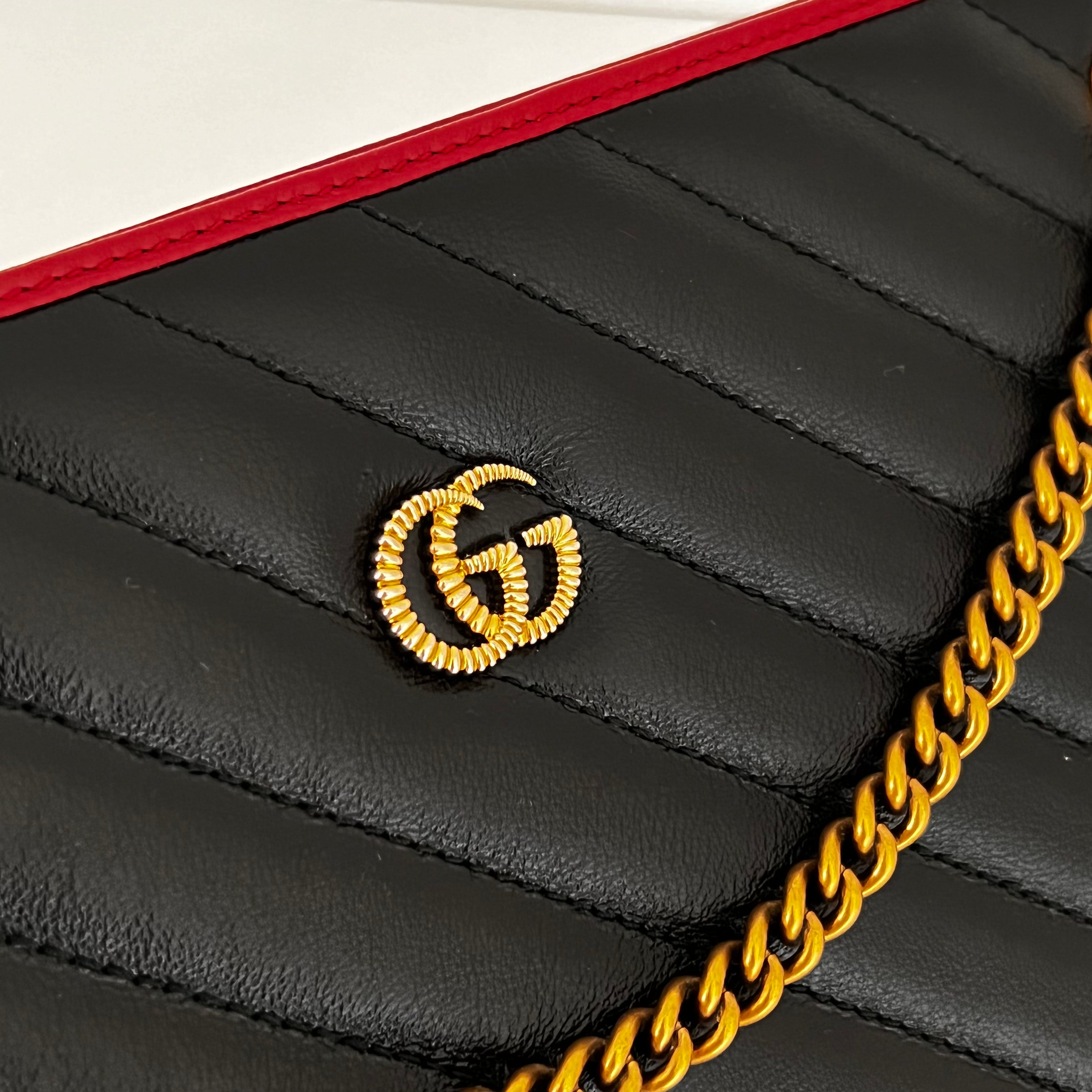 GG Marmont Accordion Shoulder Bag