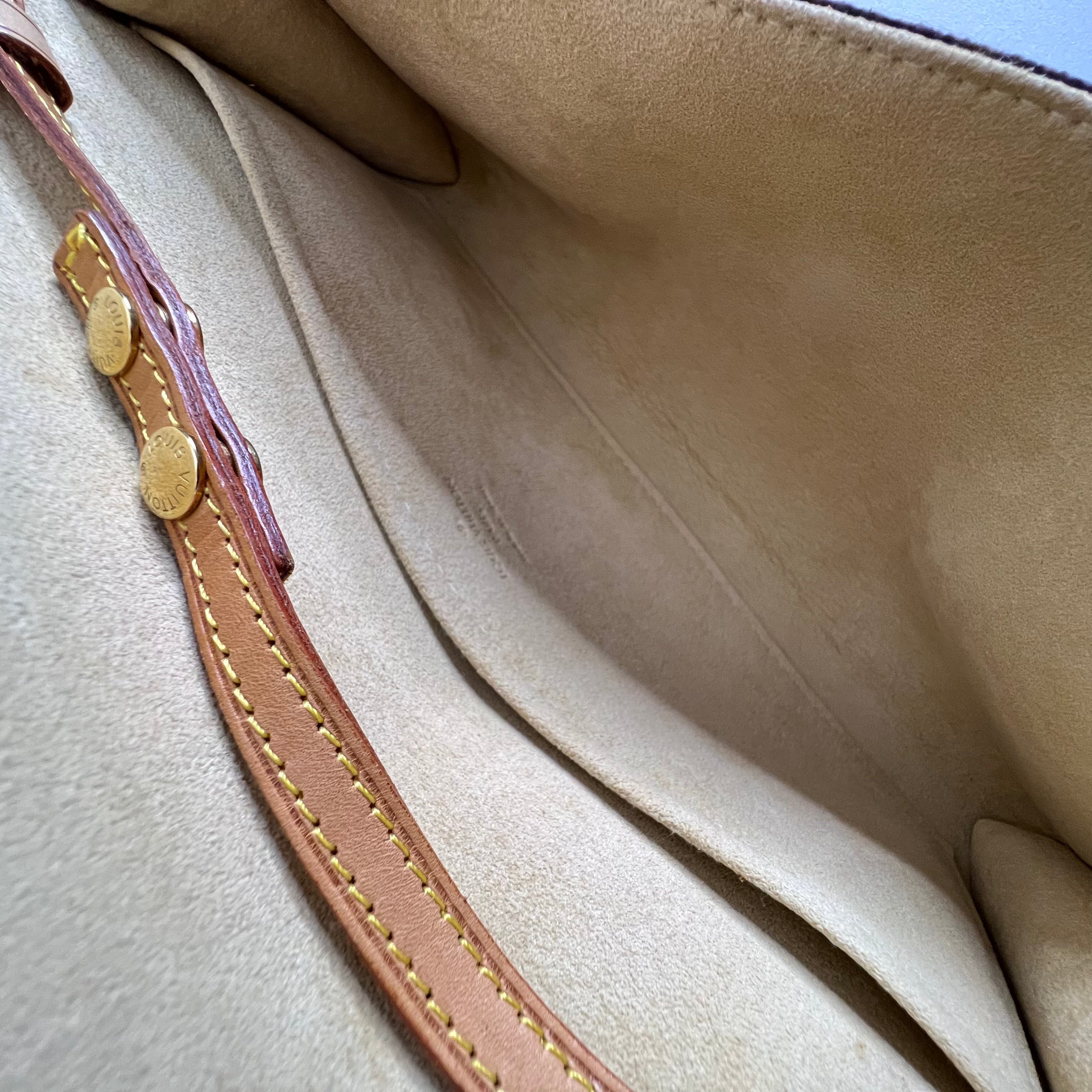Monogram Pochette Twin GM