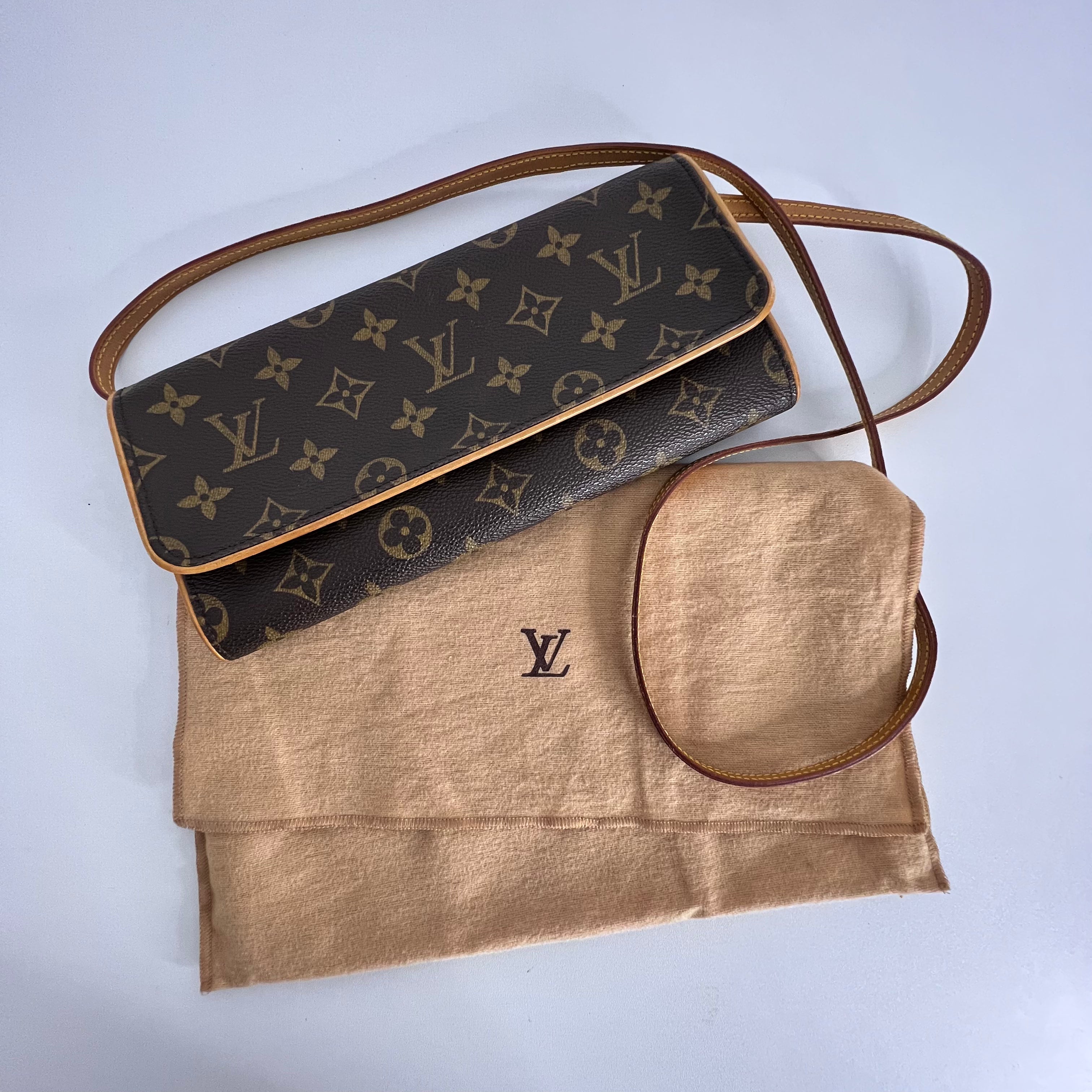 Monogram Pochette Twin GM