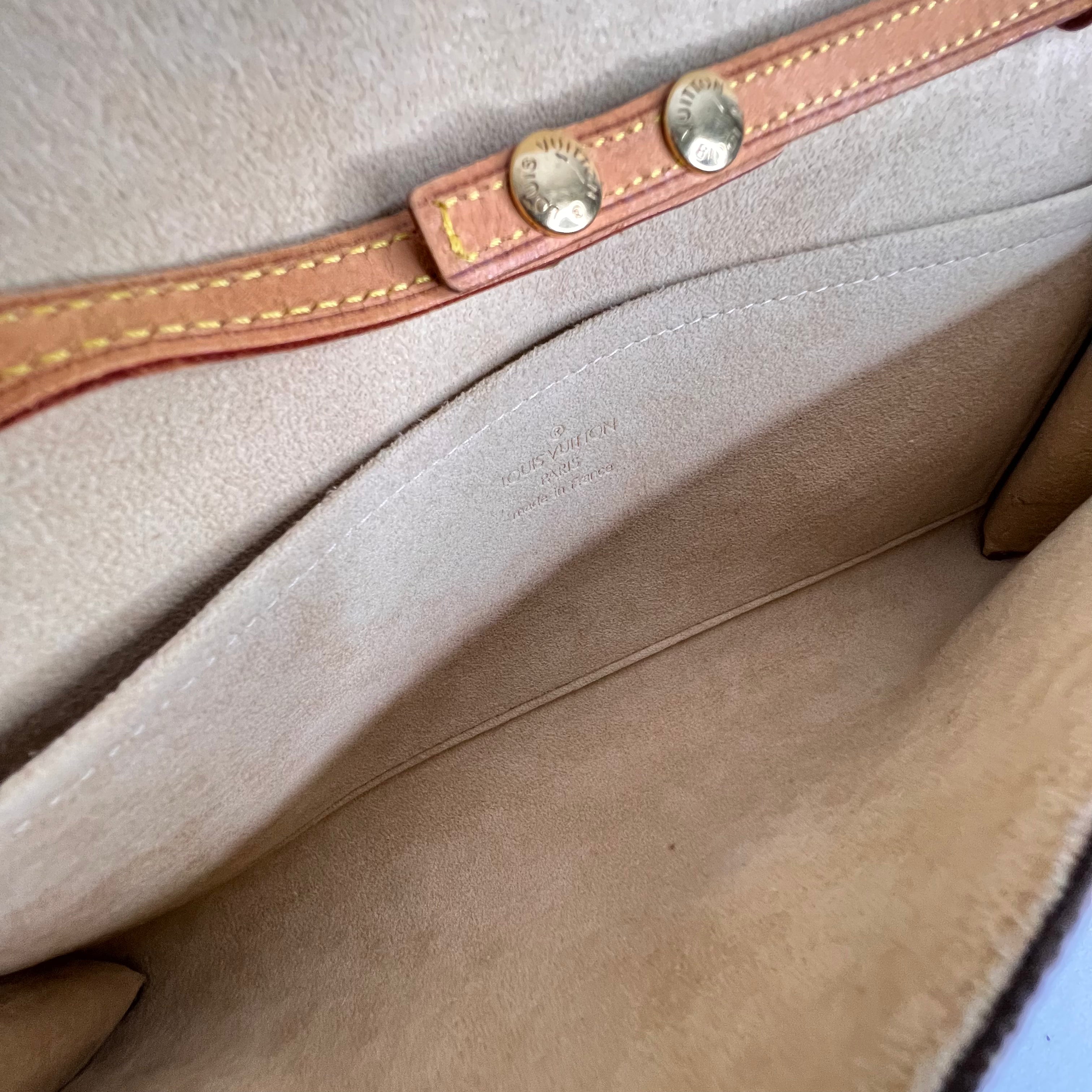 Monogram Pochette Twin GM