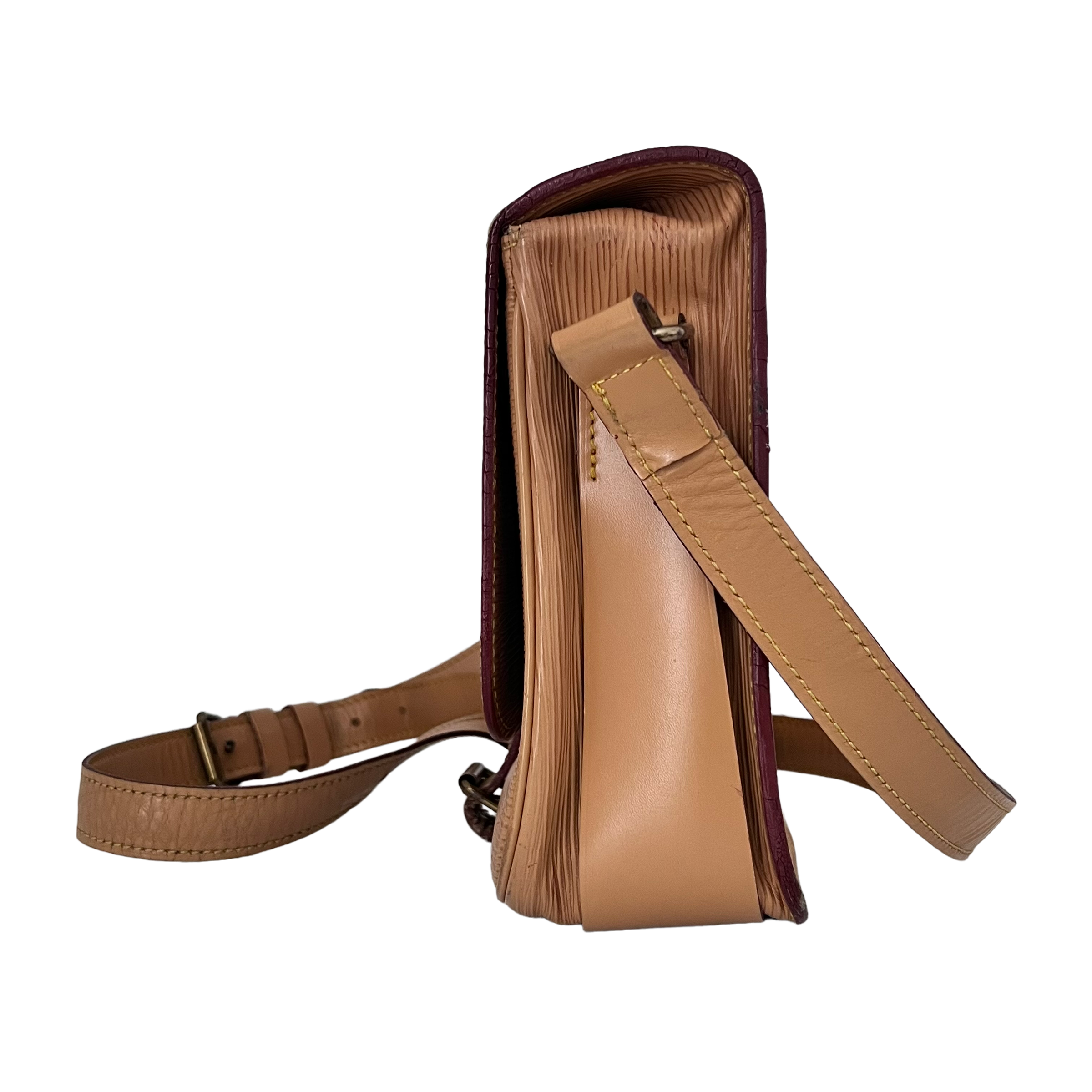 Winnipeg Beige Cartouchiere Crossbody