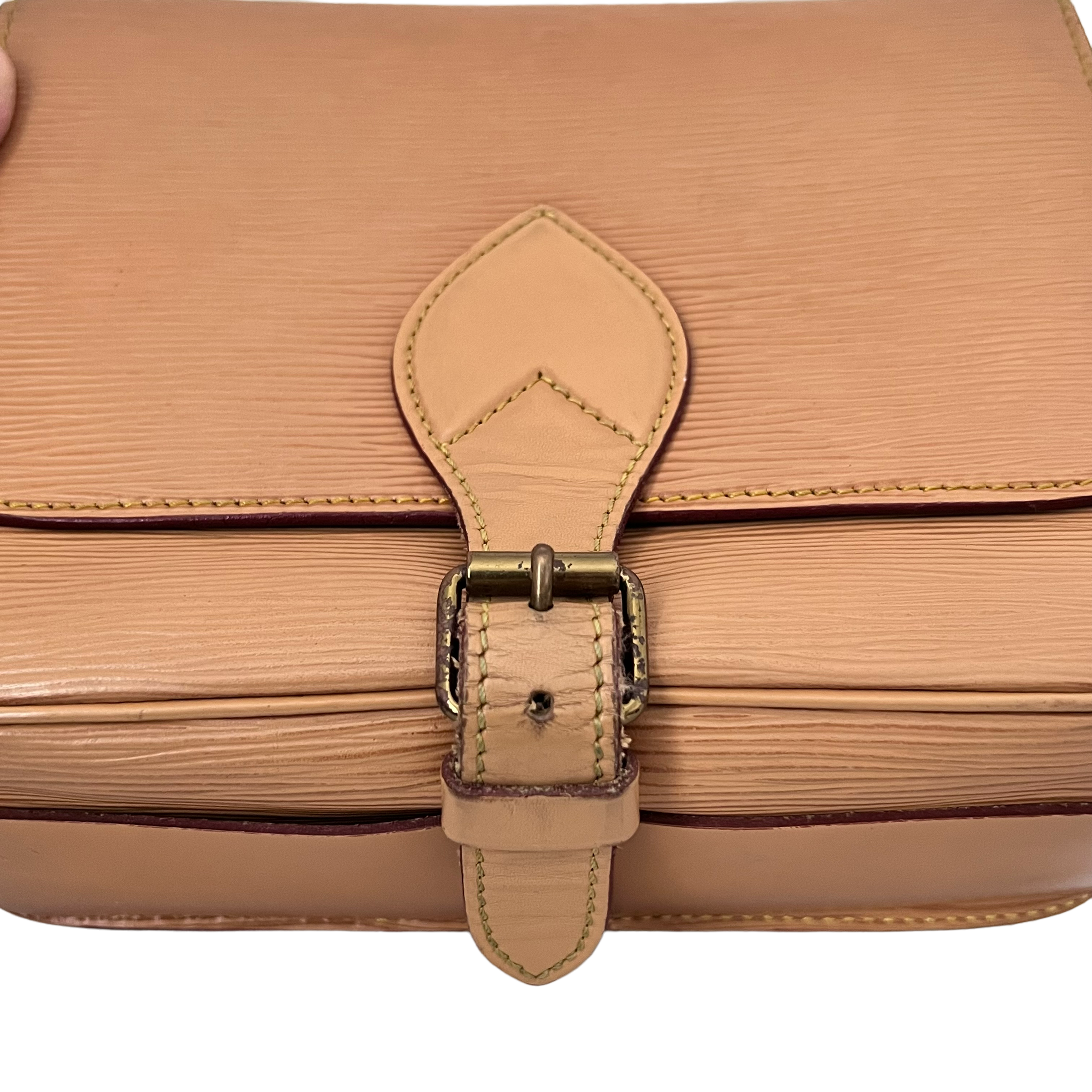 Winnipeg Beige Cartouchiere Crossbody
