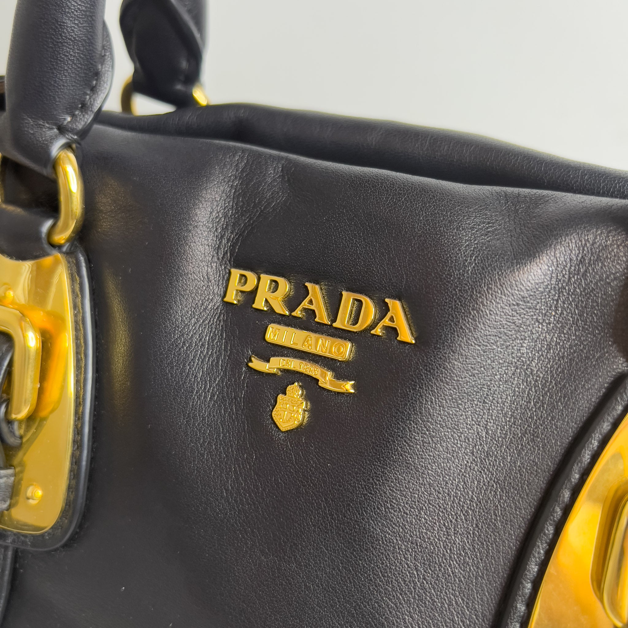 Bauletto Nero Calfskin Leather