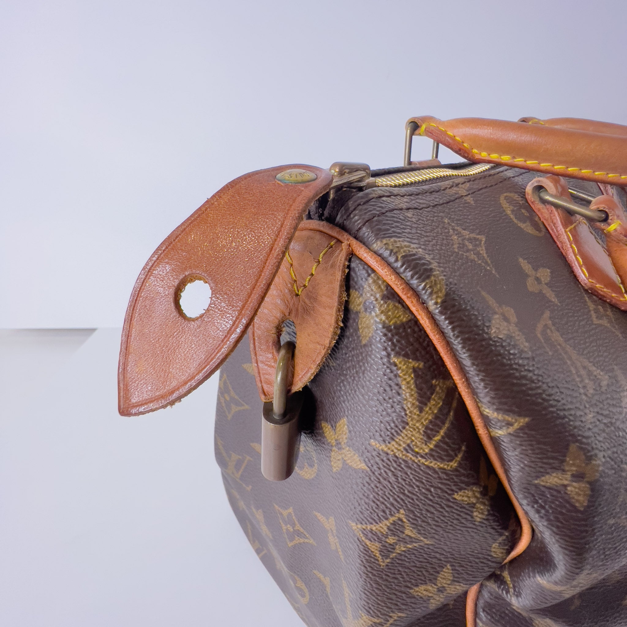 Speedy 30 Monogram