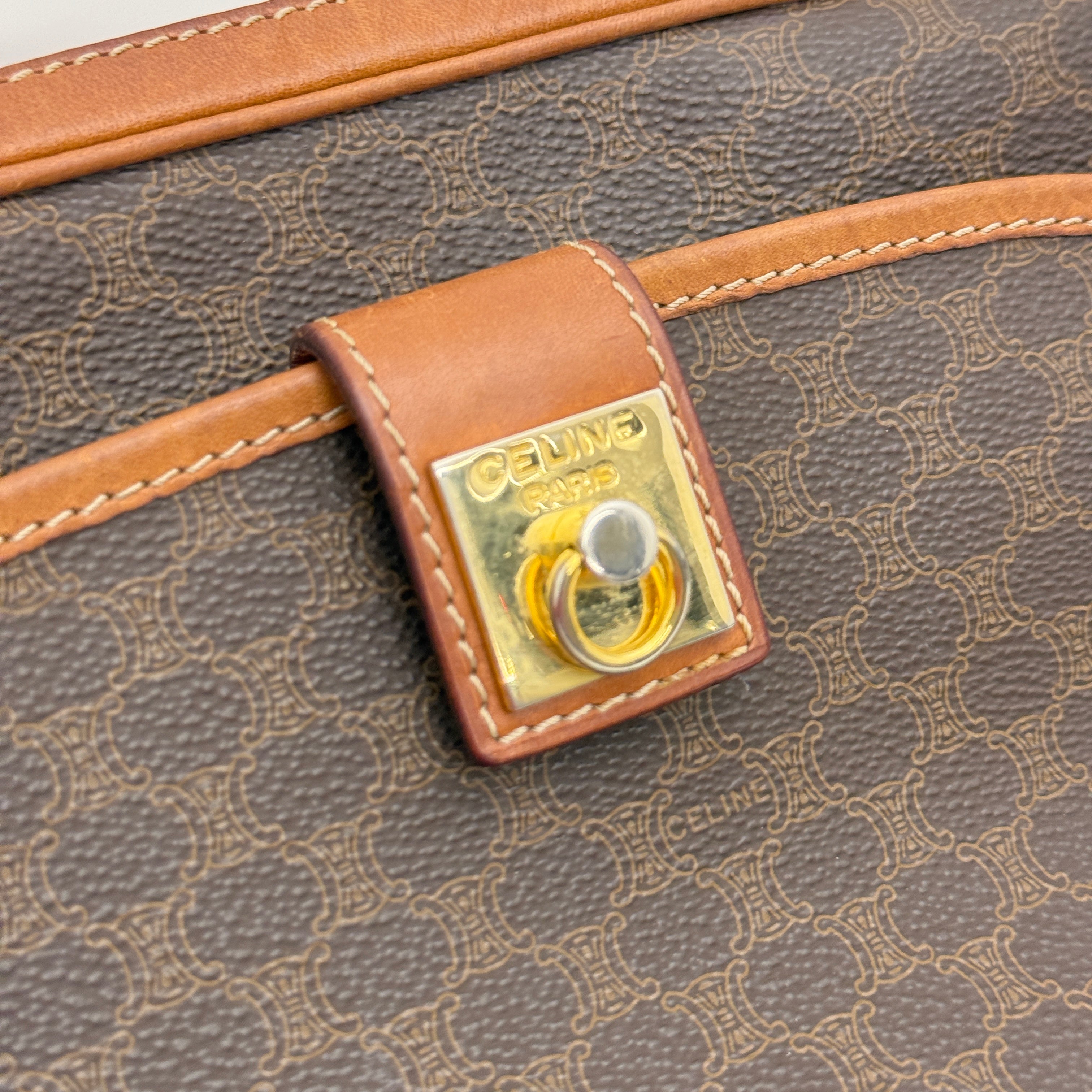 Macadam Crossbody