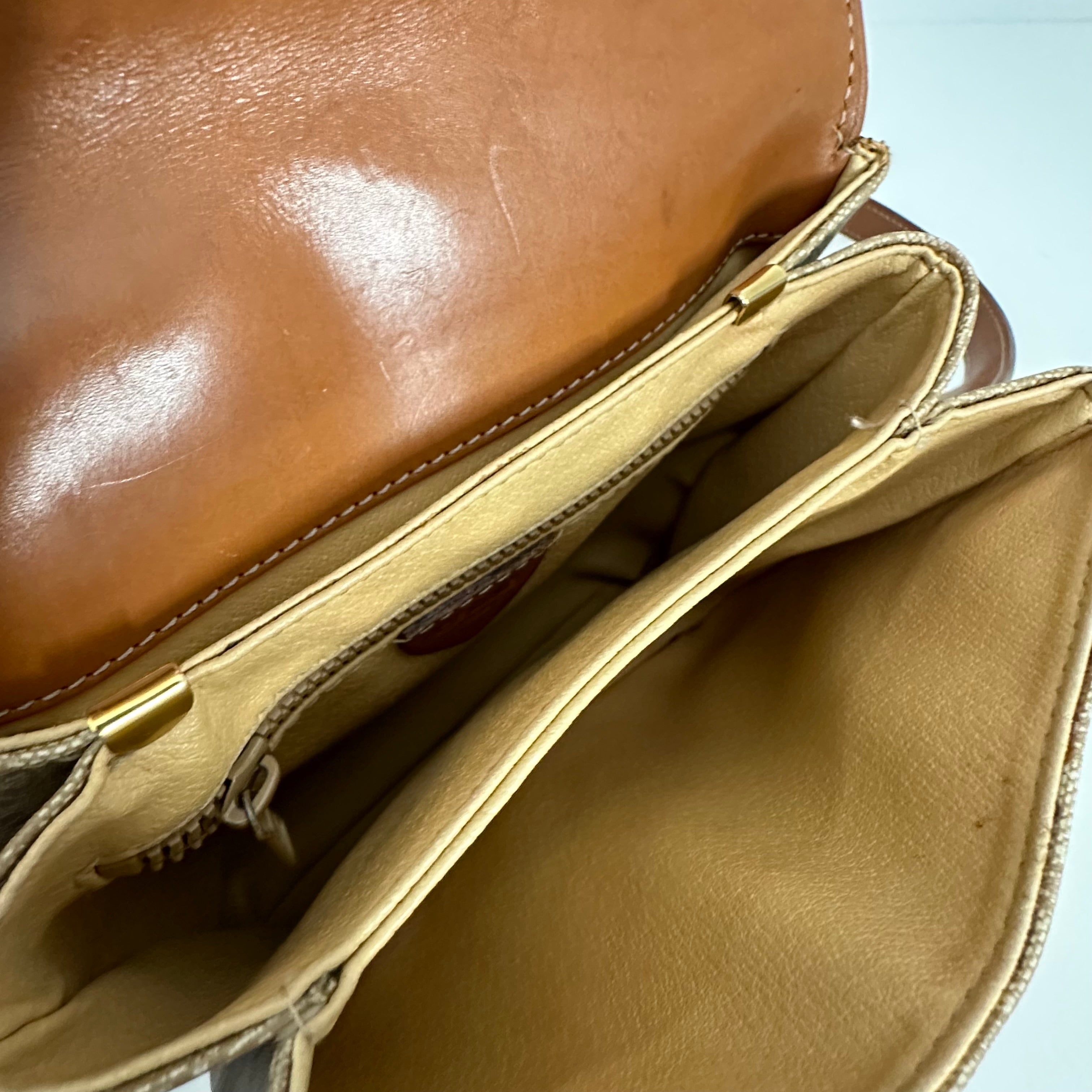 Vintage Macadam Crossbody
