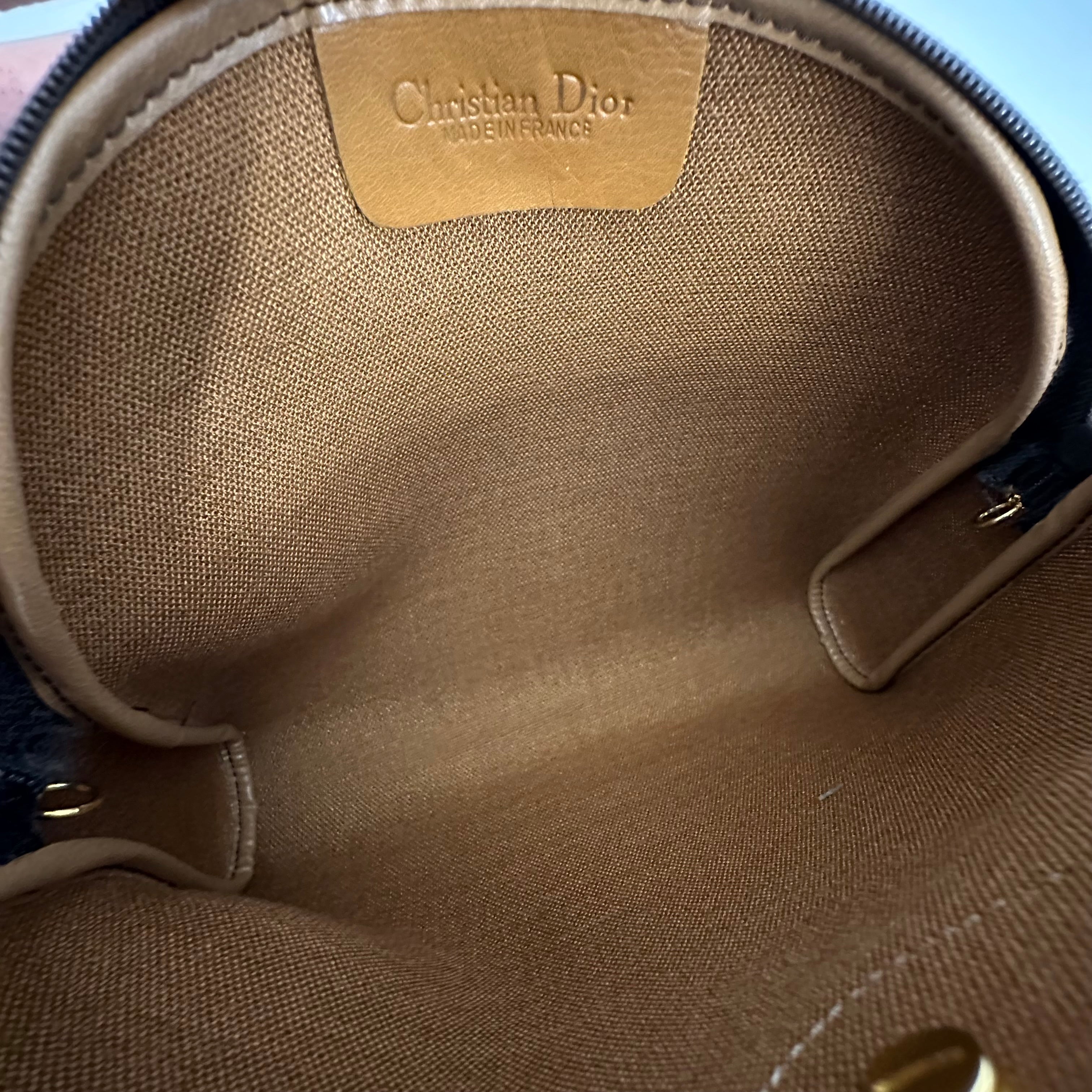Honeycomb Chain Bag