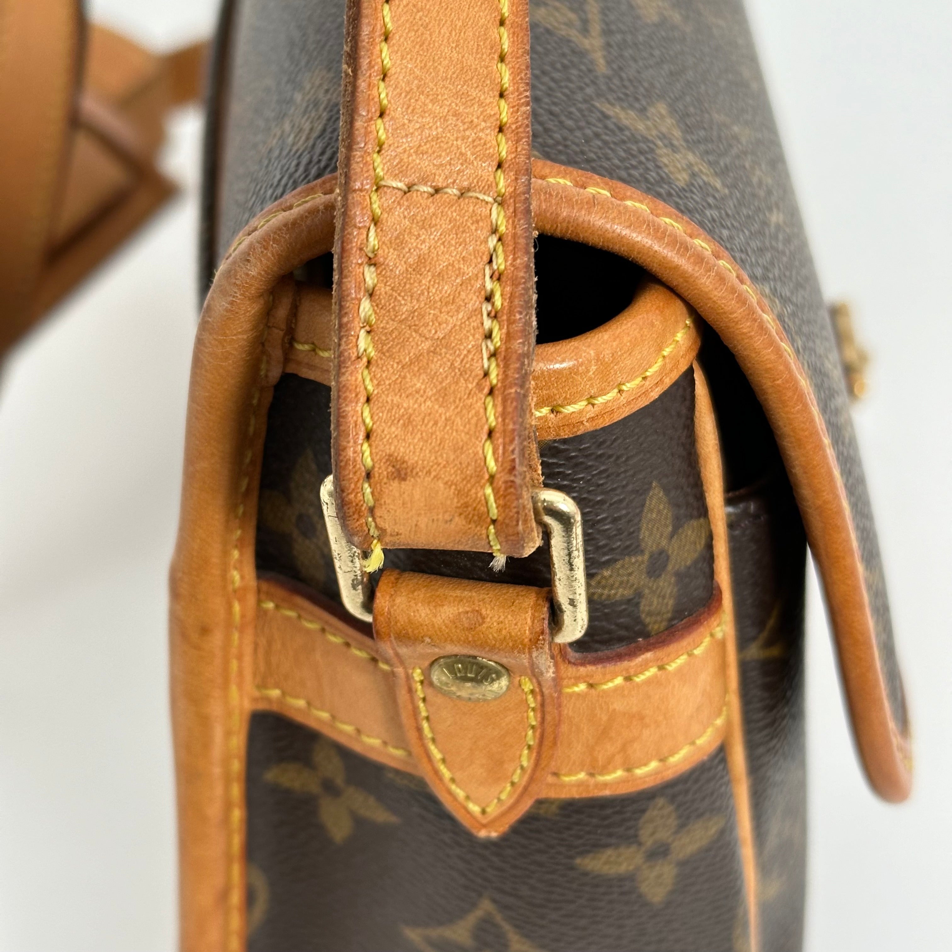 Monogram Sologne