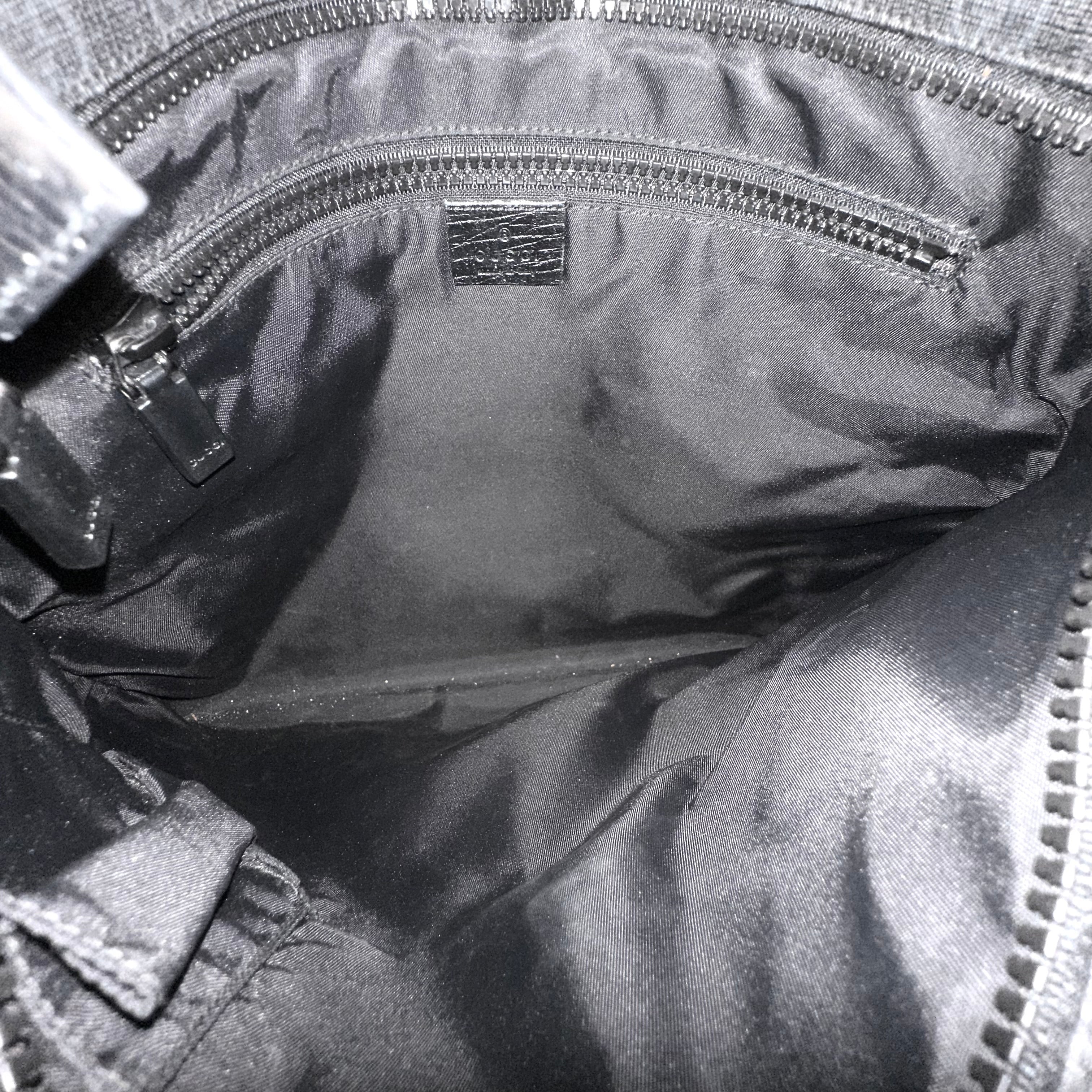GG Supreme Messenger Bag