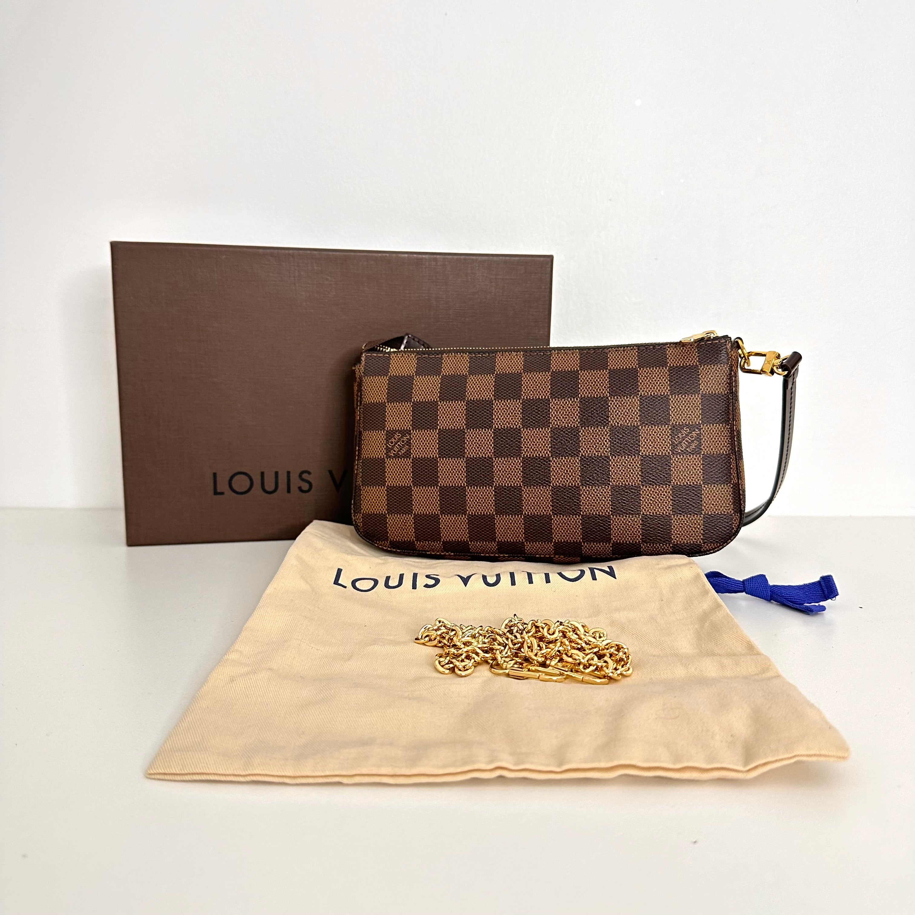 Damier Ebene Pochette Accessories