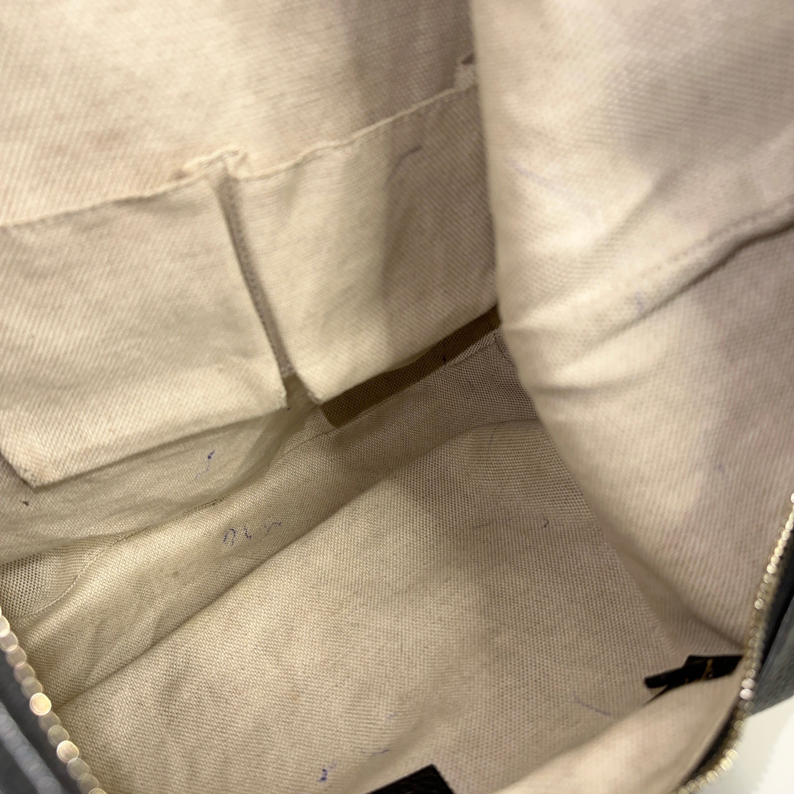 Large Soho Hobo Bag