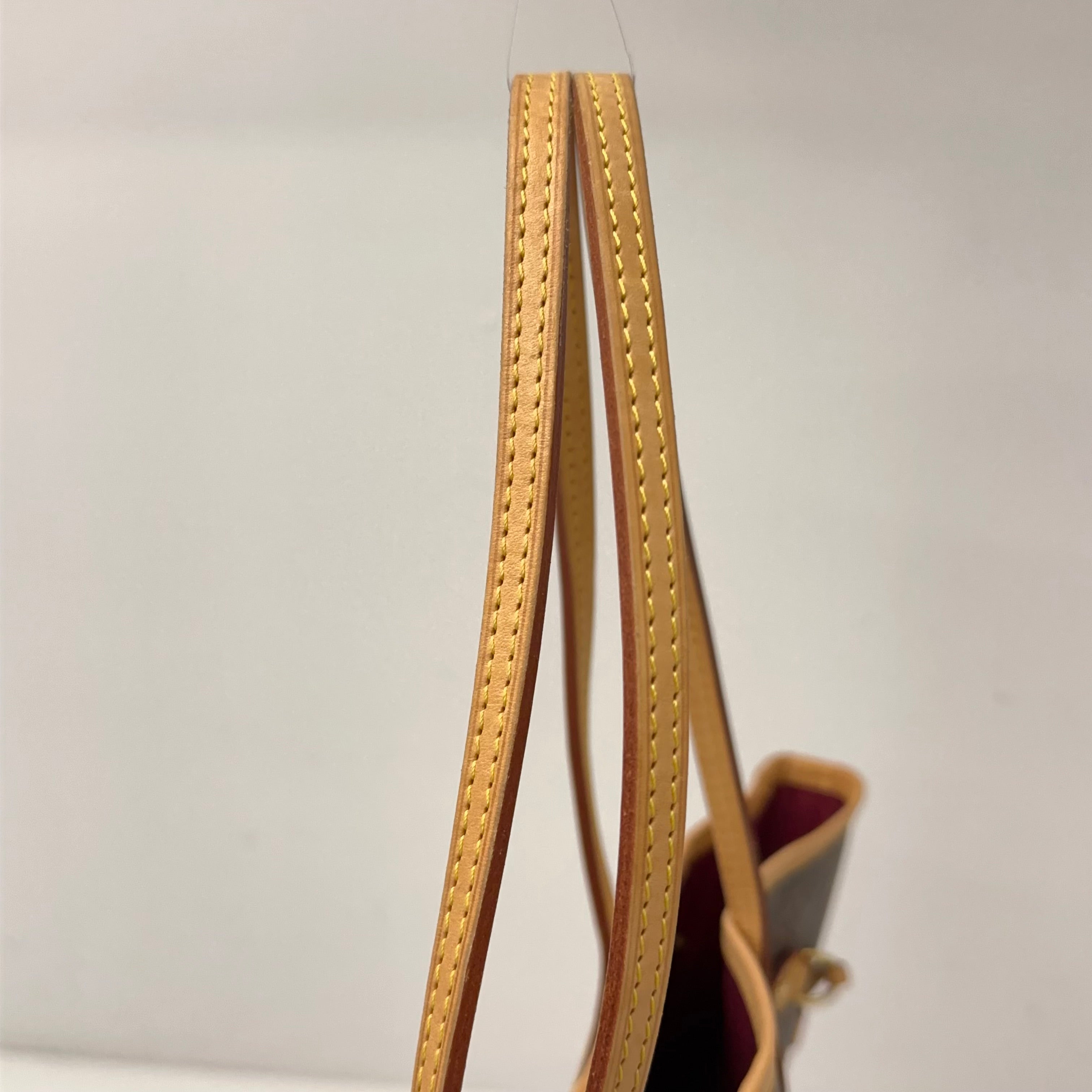Neverfull MM w/ Pouch